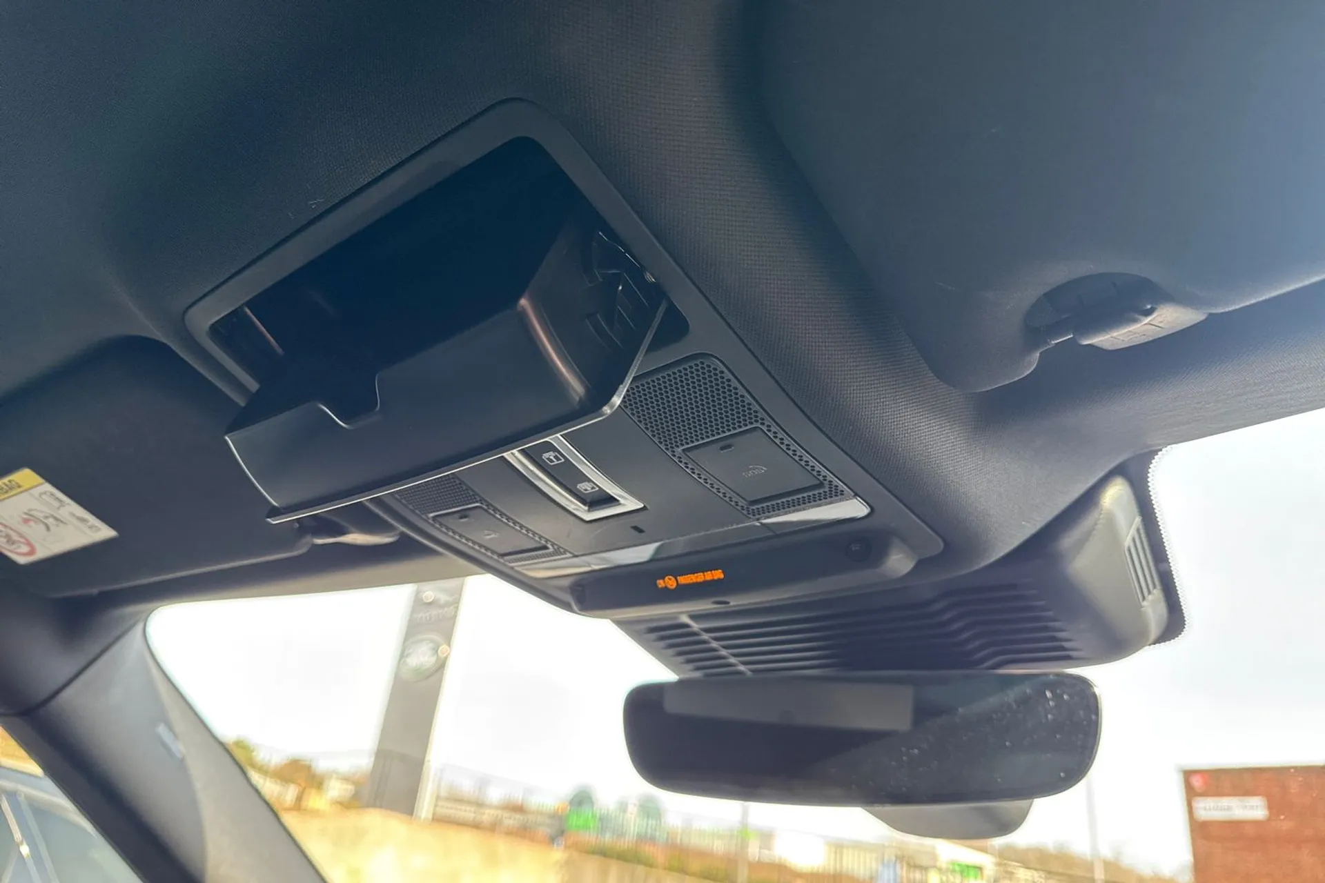 LAND ROVER RANGE ROVER EVOQUE thumbnail image number 50