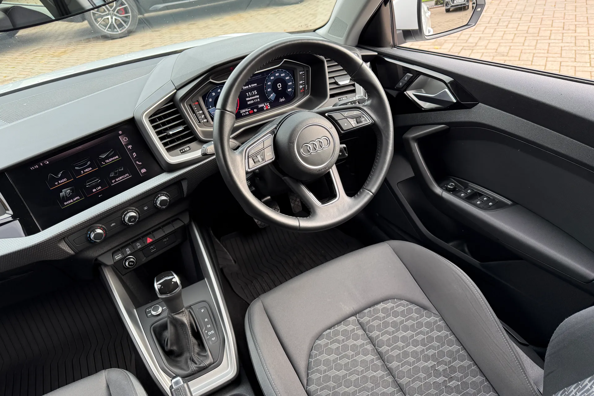 Audi A1 thumbnail image number 35