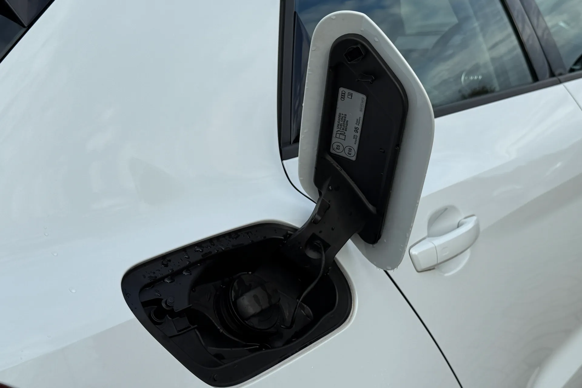 Audi A1 thumbnail image number 43