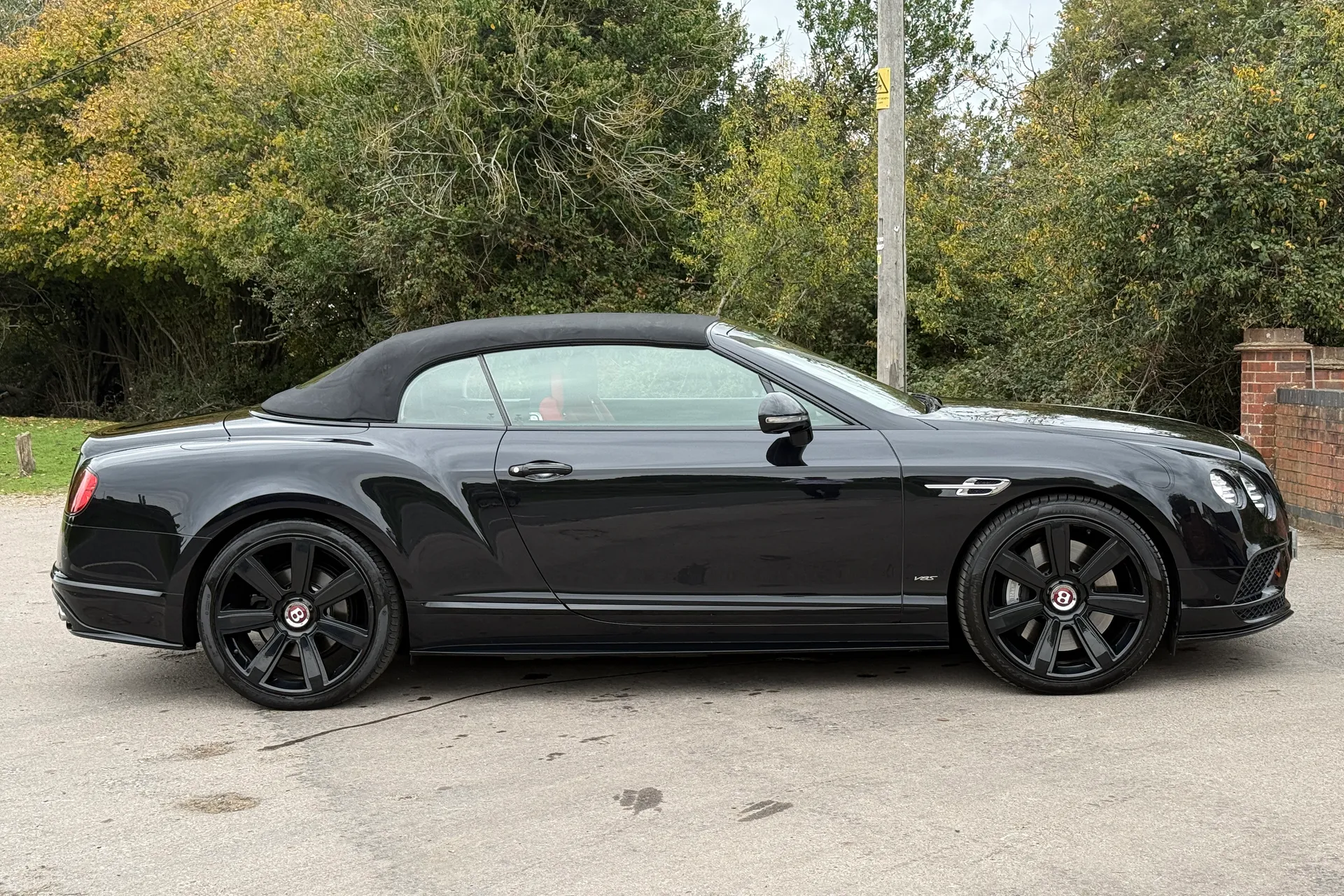 Bentley CONTINENTAL GTC thumbnail image number 42