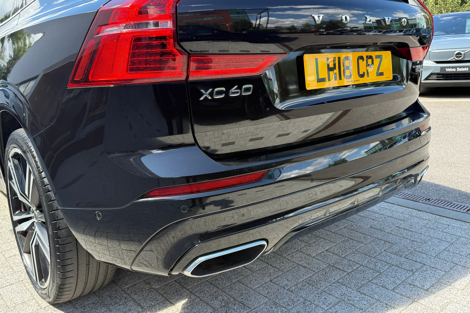 Volvo XC60 thumbnail image number 19