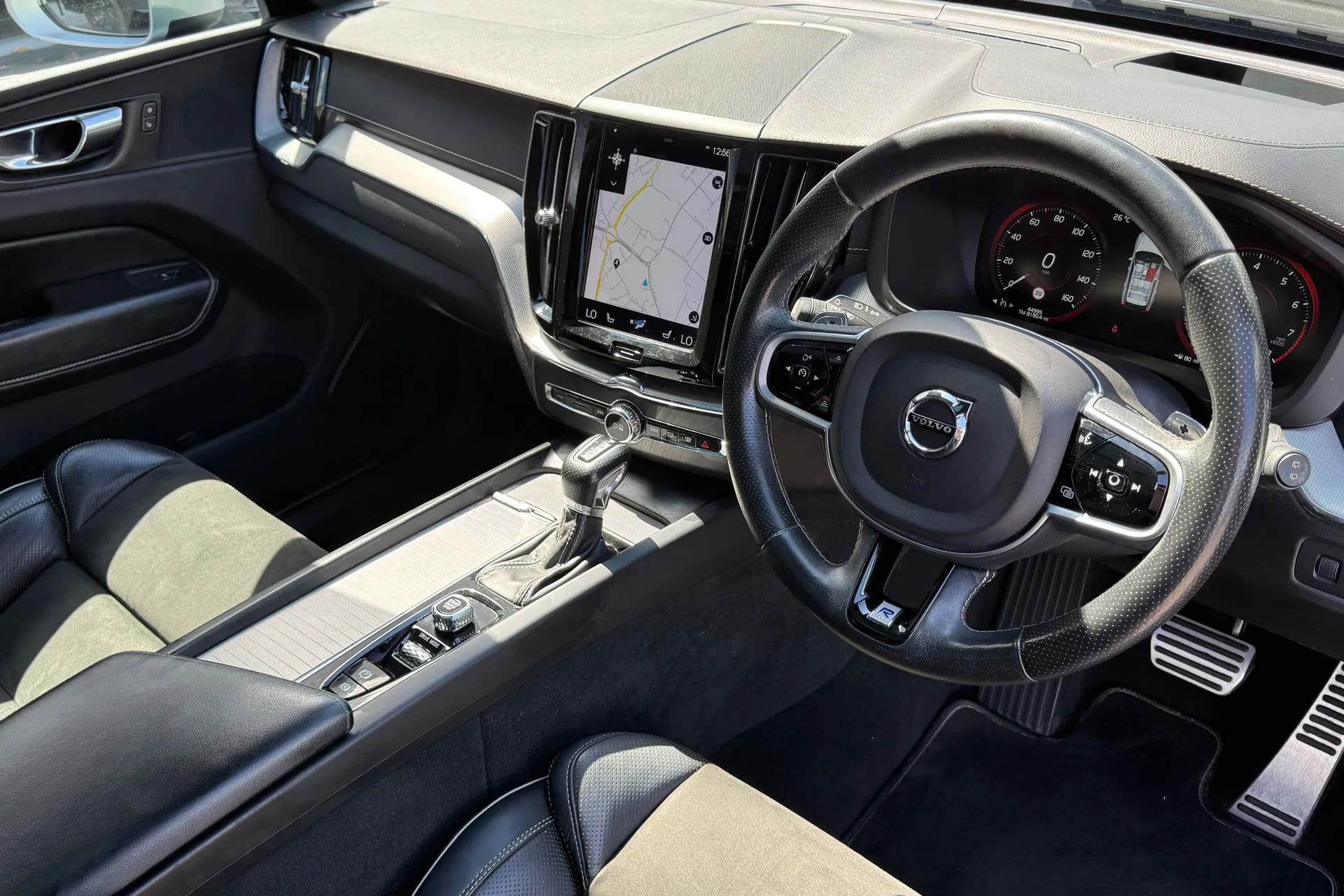 Volvo XC60 thumbnail image number 6