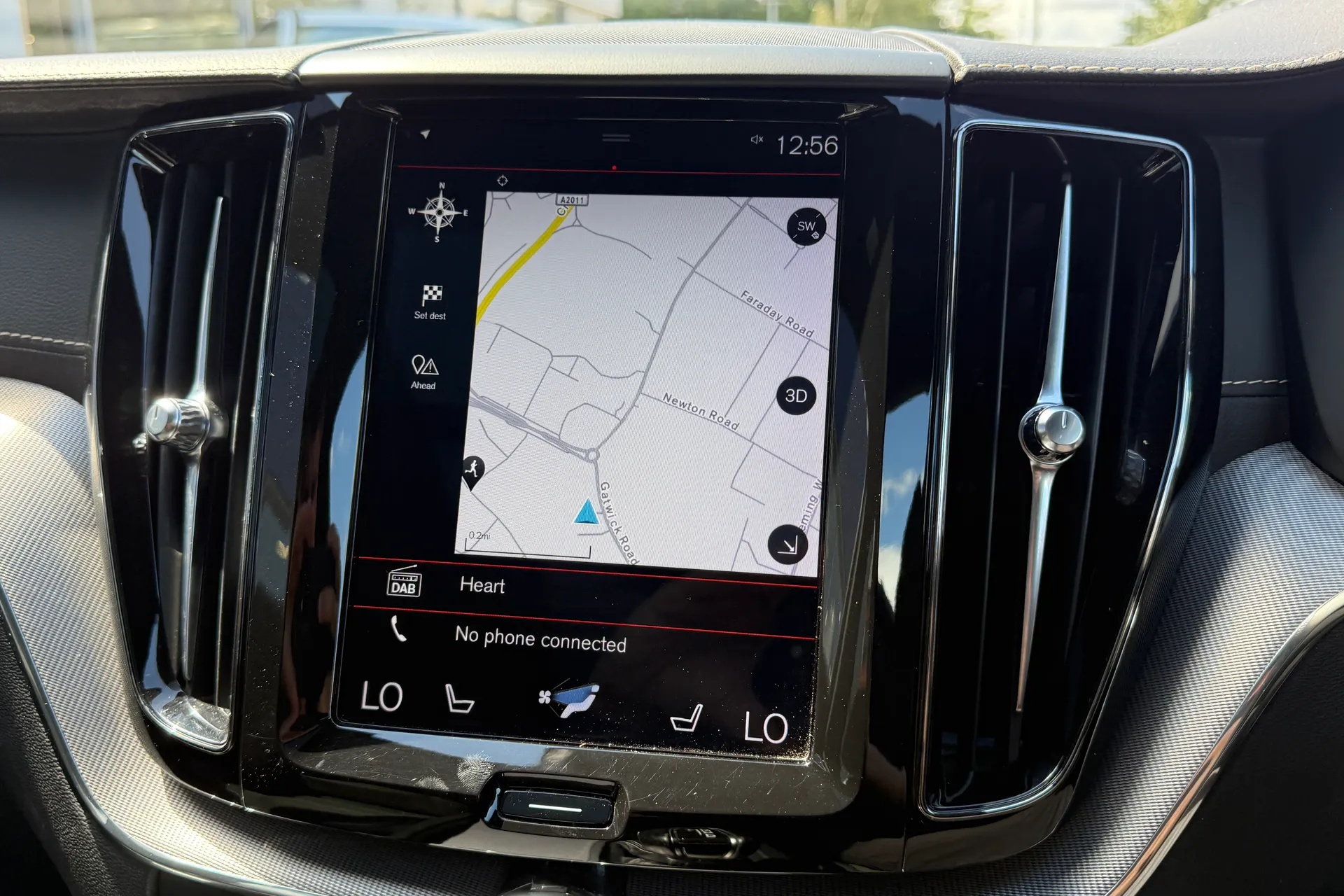 Volvo XC60 thumbnail image number 5