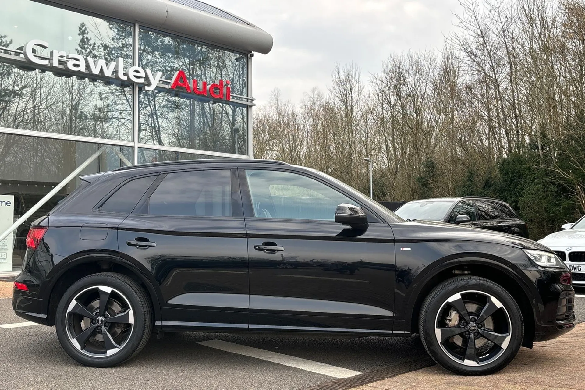 Audi Q5 thumbnail image number 2
