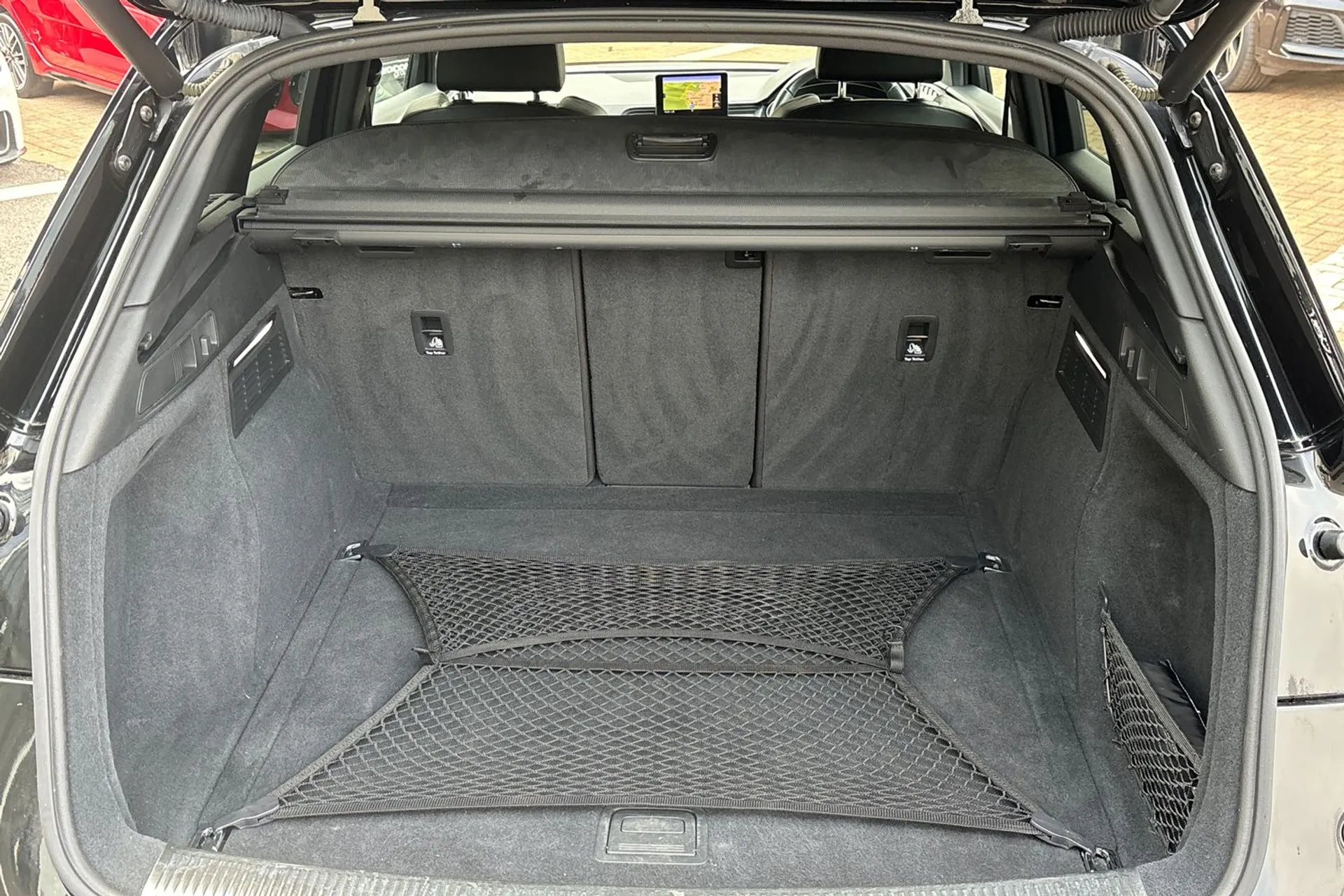 Audi Q5 thumbnail image number 19
