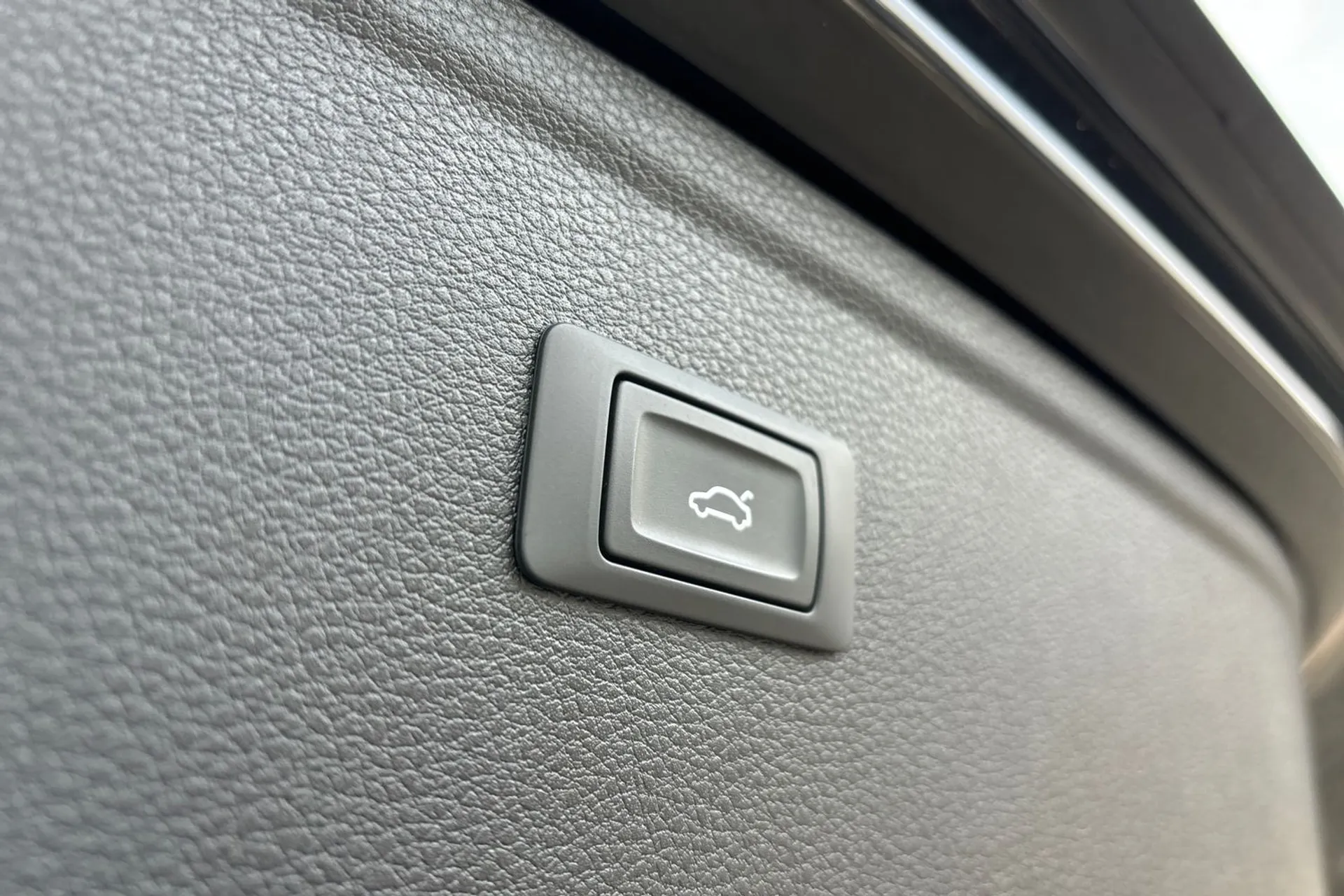 Audi Q5 thumbnail image number 20