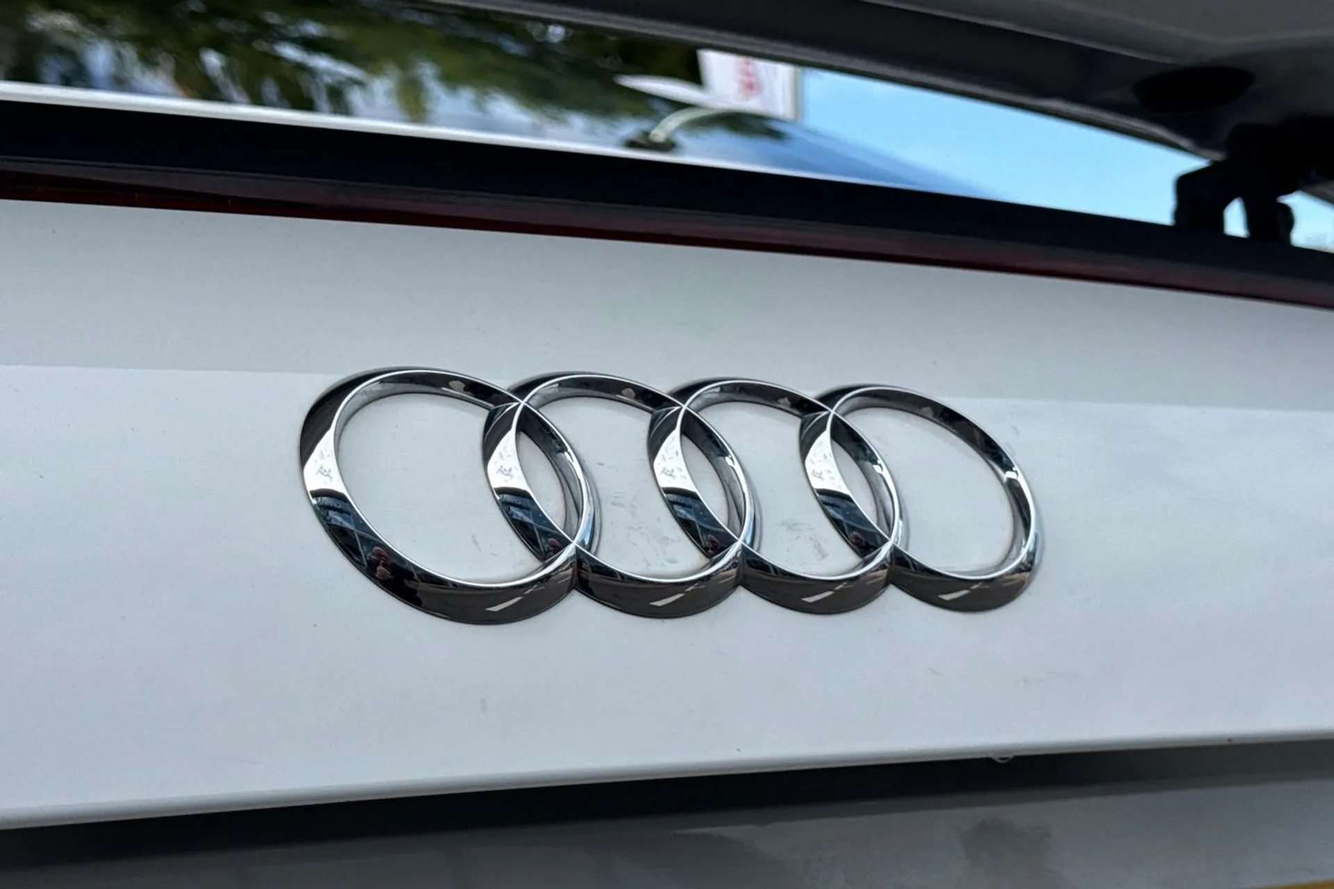 Audi TT thumbnail image number 44