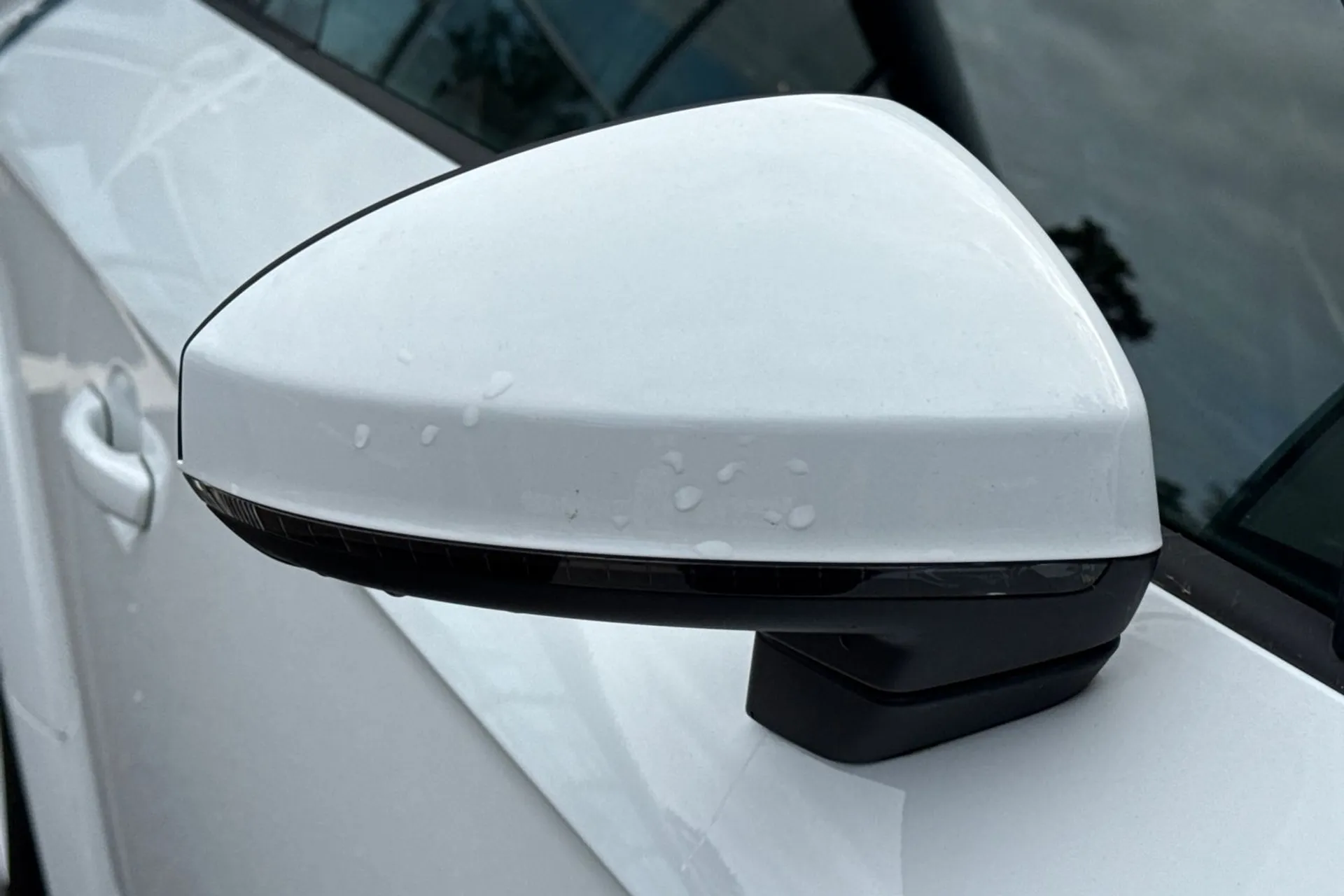 Audi TT thumbnail image number 56