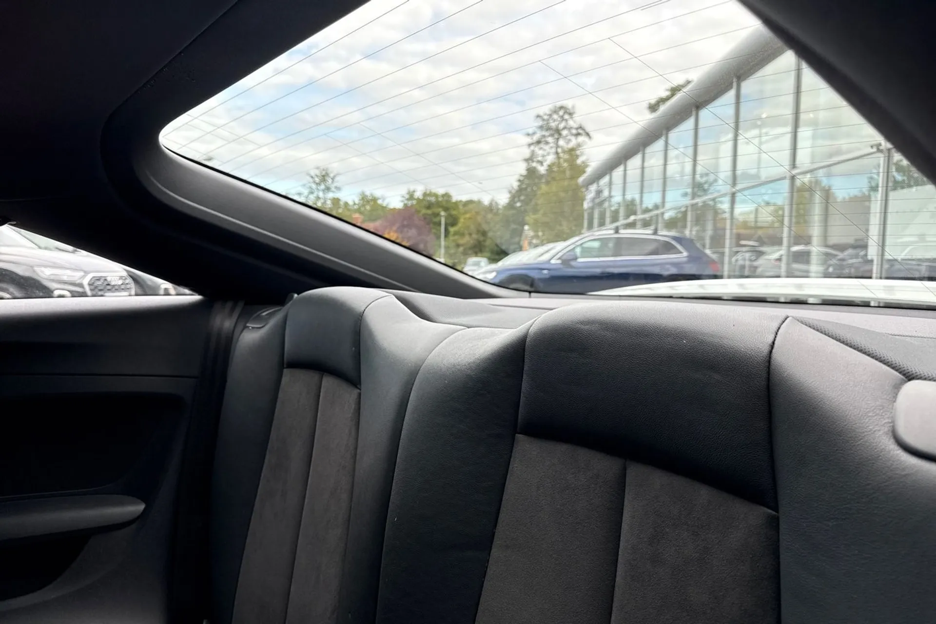 Audi TT thumbnail image number 25