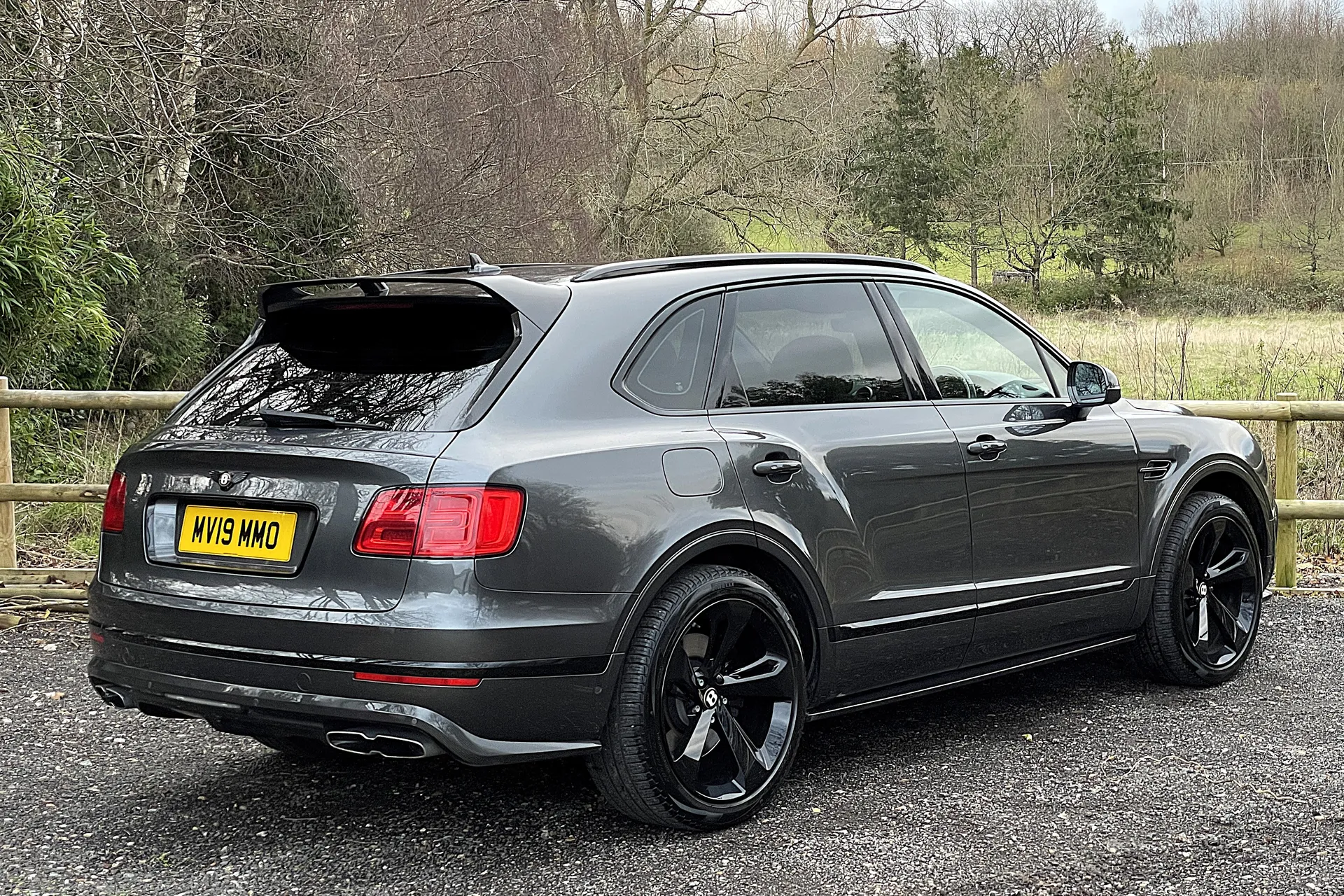 Bentley BENTAYGA thumbnail image number 8