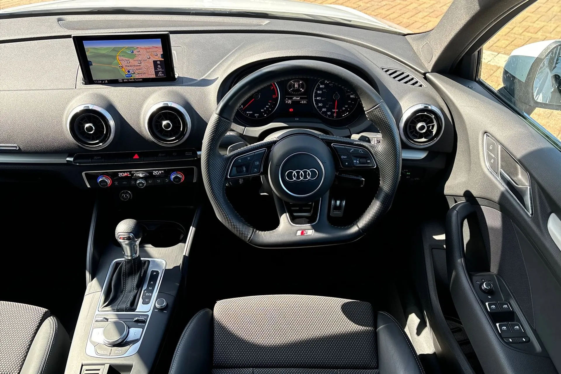 Audi A3 thumbnail image number 35