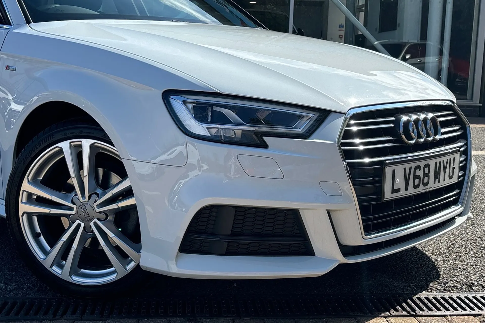 Audi A3 thumbnail image number 6