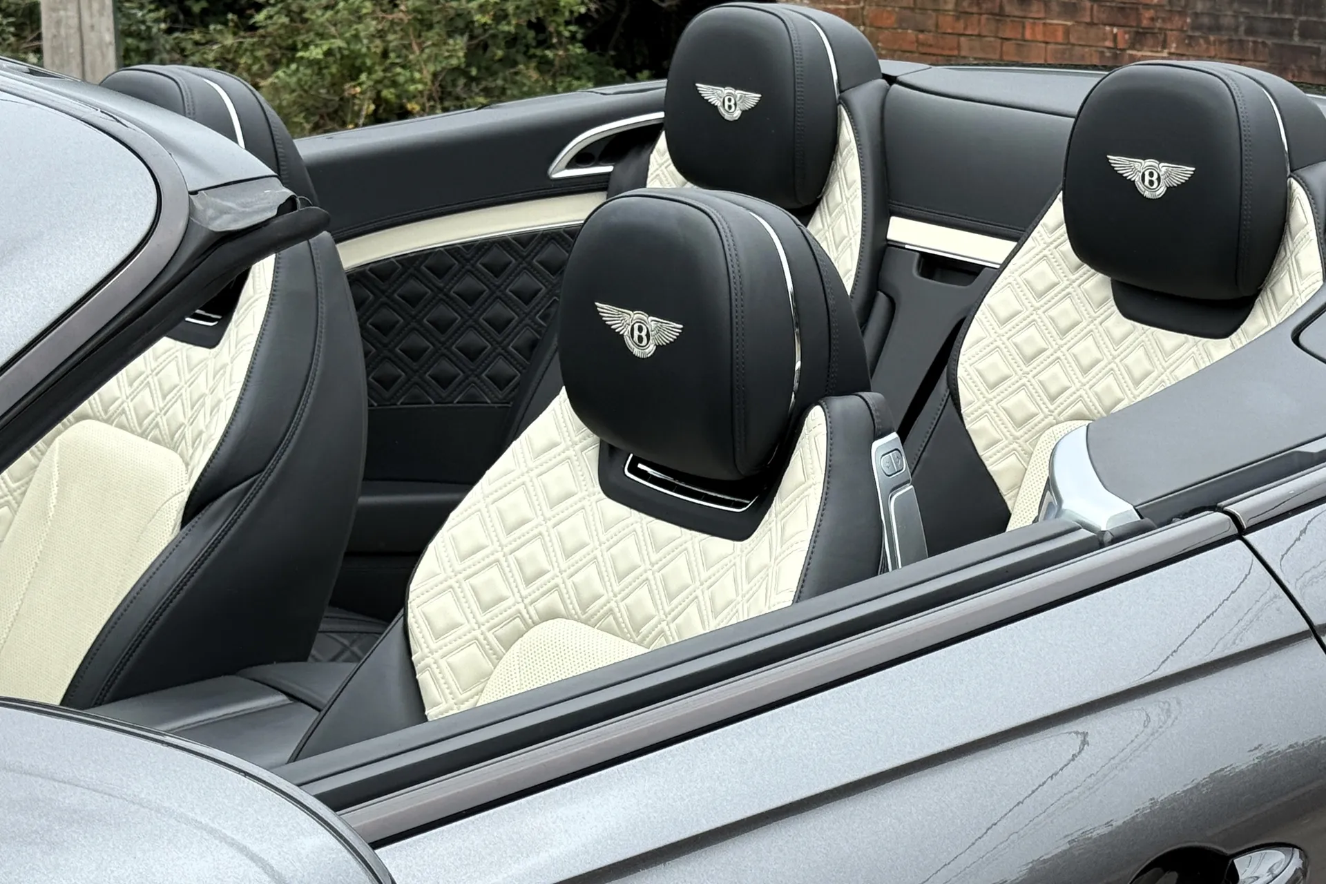 Bentley CONTINENTAL thumbnail image number 13