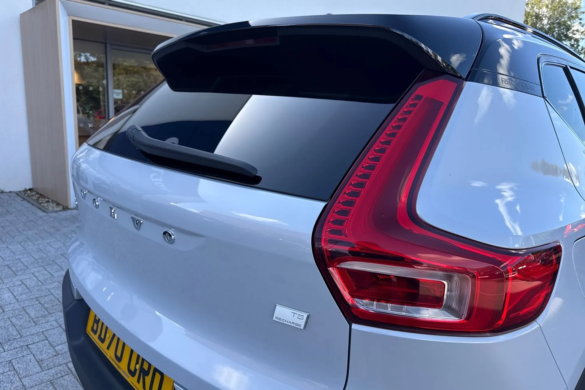 Volvo XC40 thumbnail image number 15