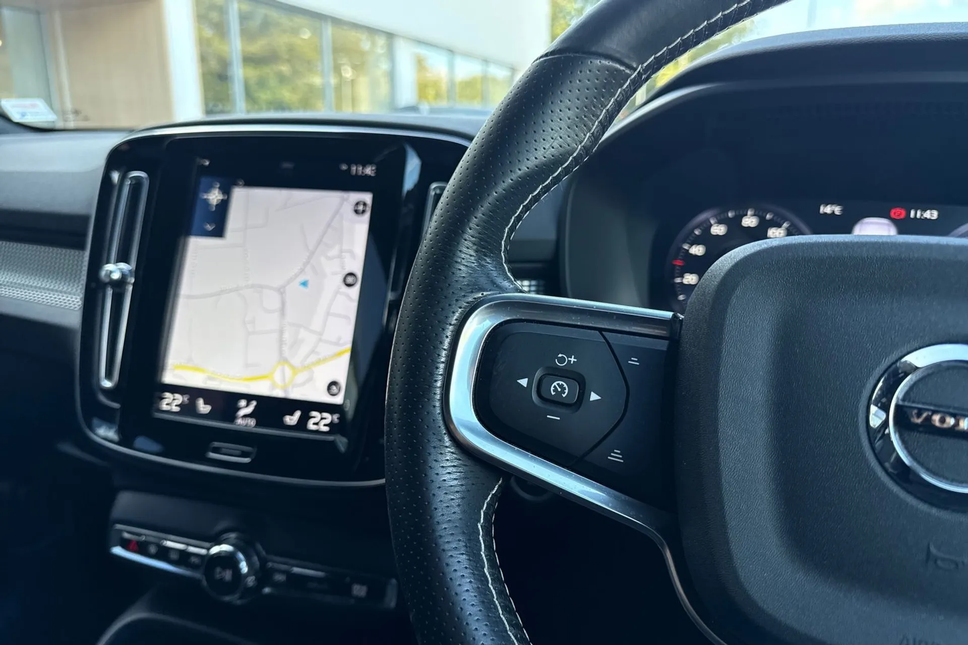 Volvo XC40 thumbnail image number 35