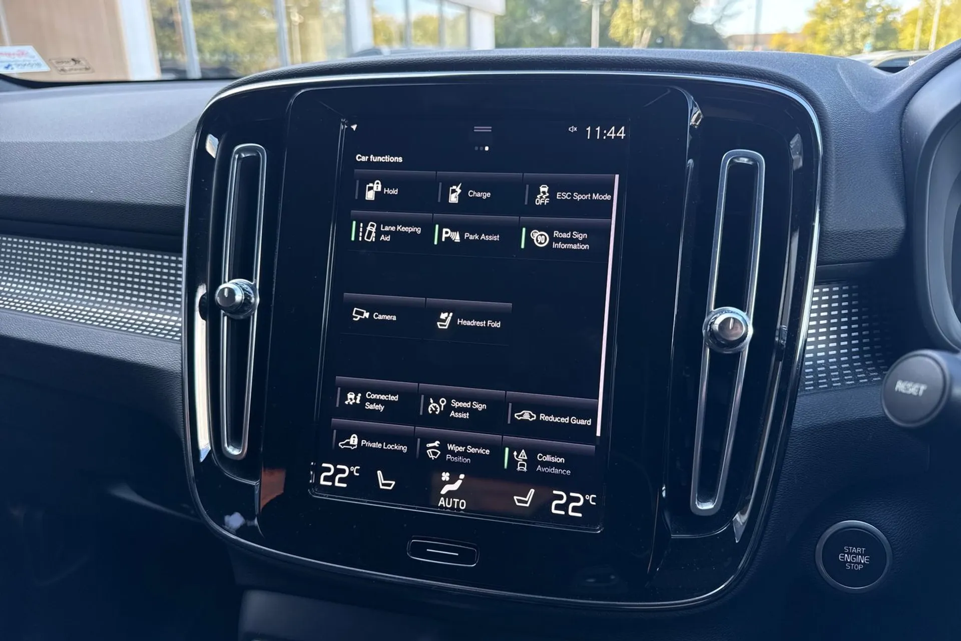 Volvo XC40 thumbnail image number 41
