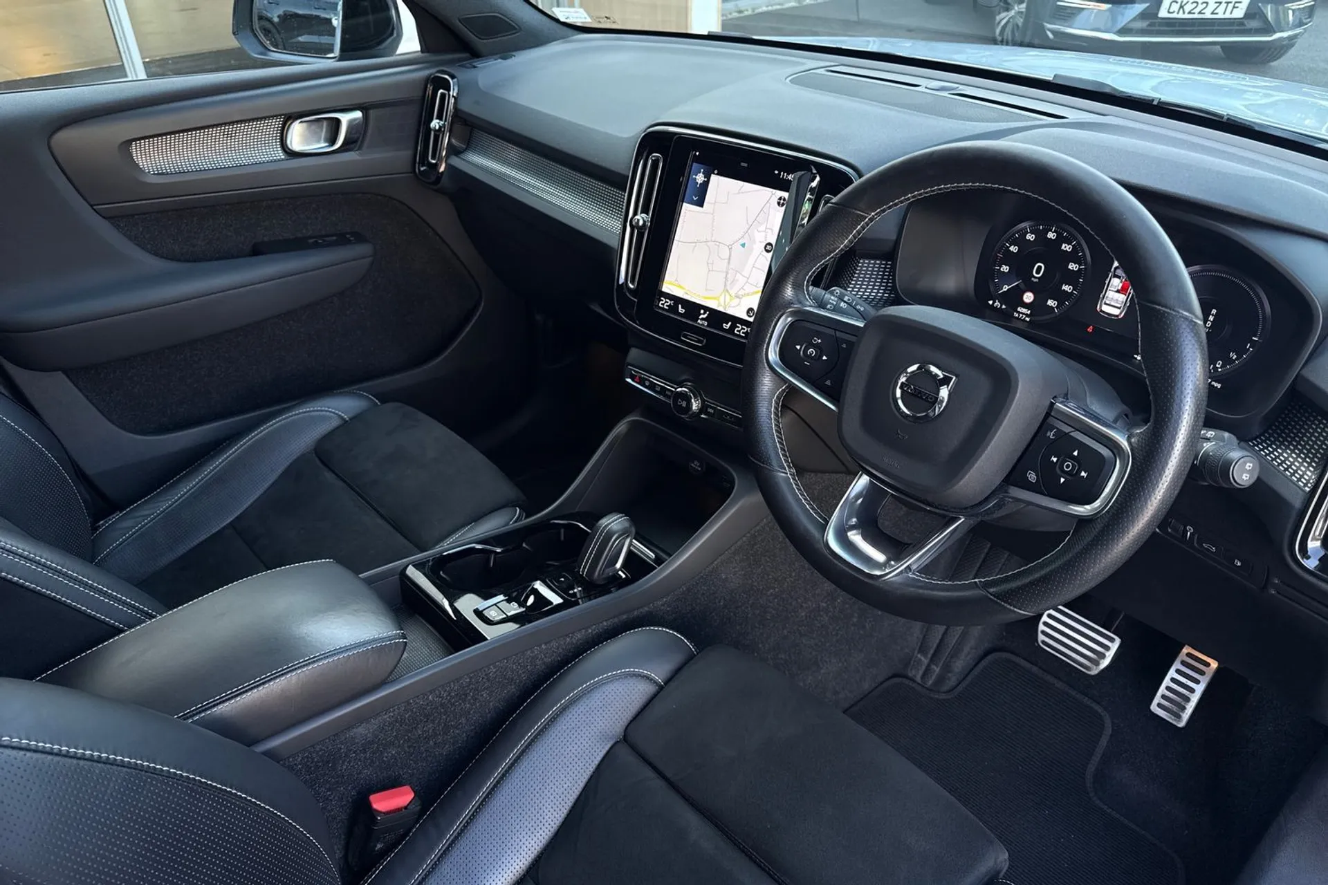 Volvo XC40 thumbnail image number 5