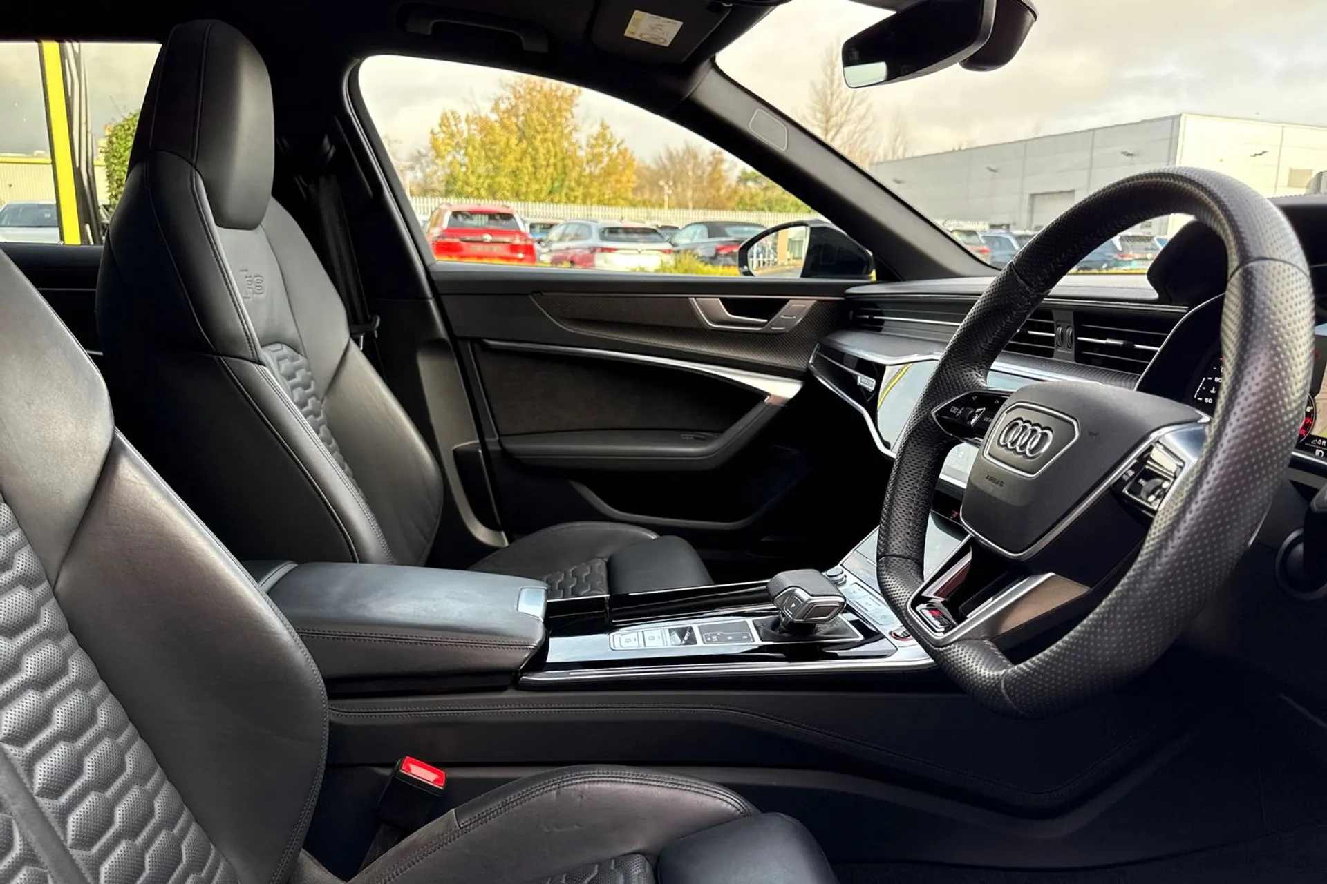 Audi RS6 thumbnail image number 29