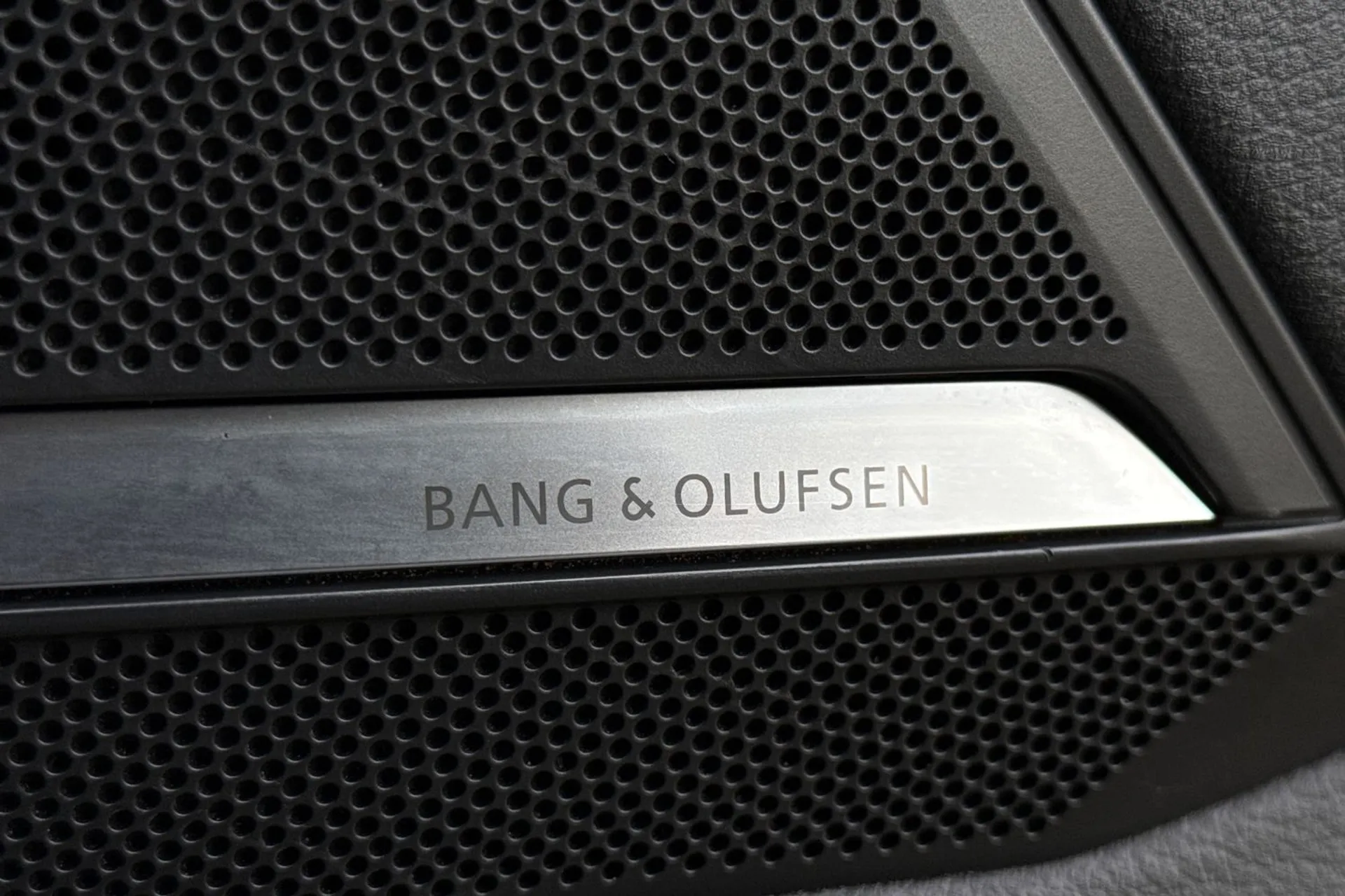 Audi RS6 thumbnail image number 36