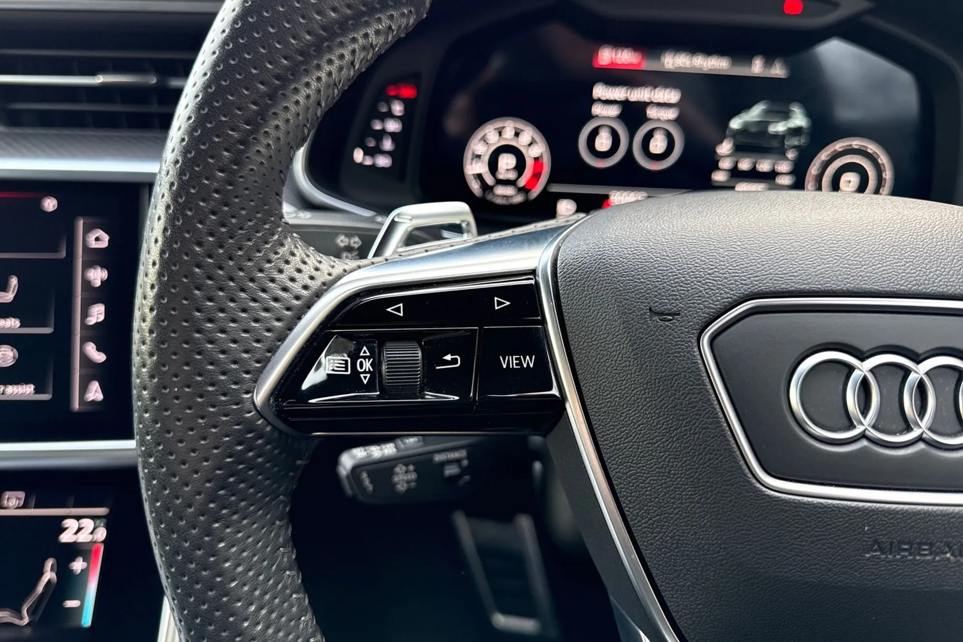 Audi RS6 thumbnail image number 52