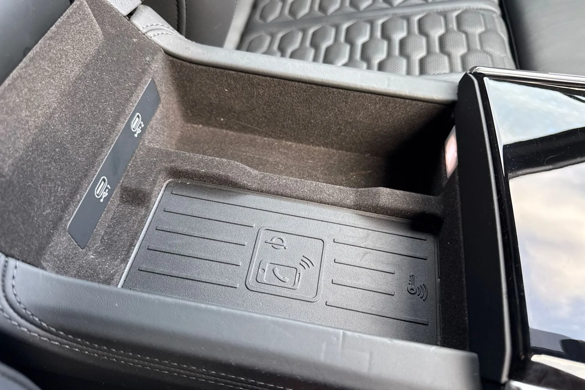 Audi RS6 thumbnail image number 40