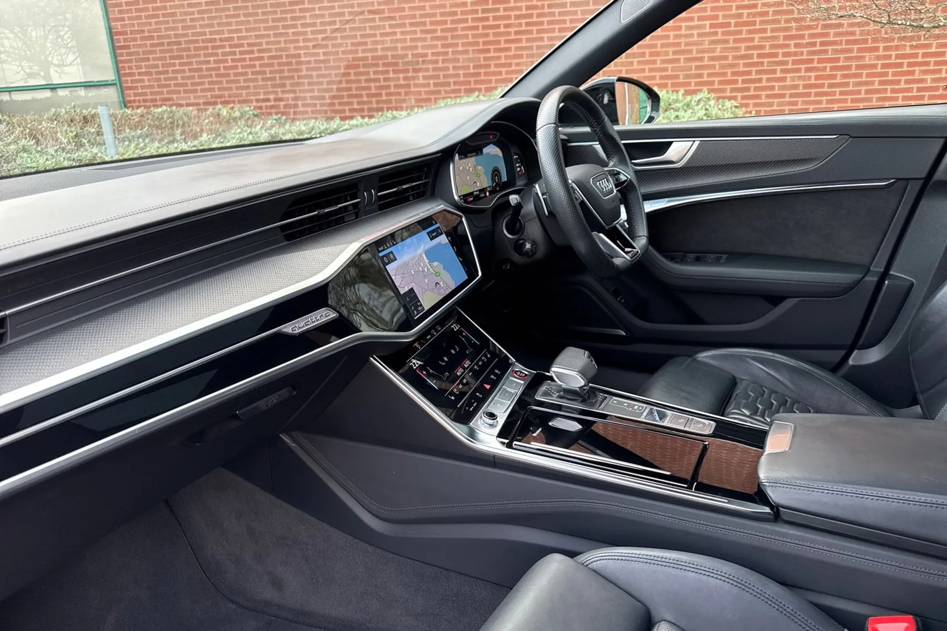 Audi RS6 thumbnail image number 33