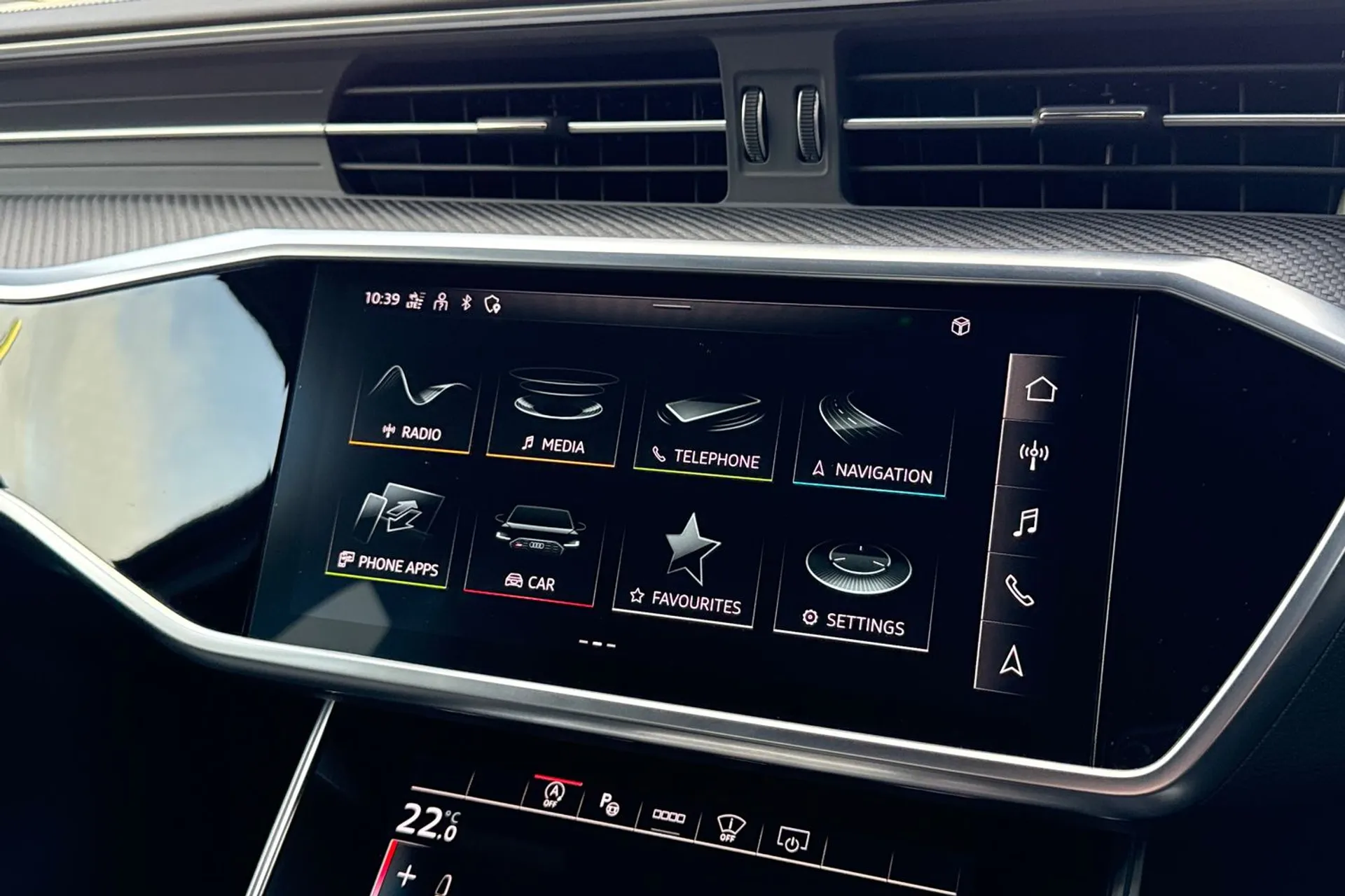 Audi RS6 thumbnail image number 32