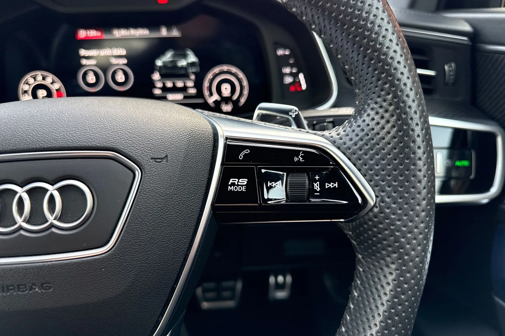 Audi RS6 thumbnail image number 53