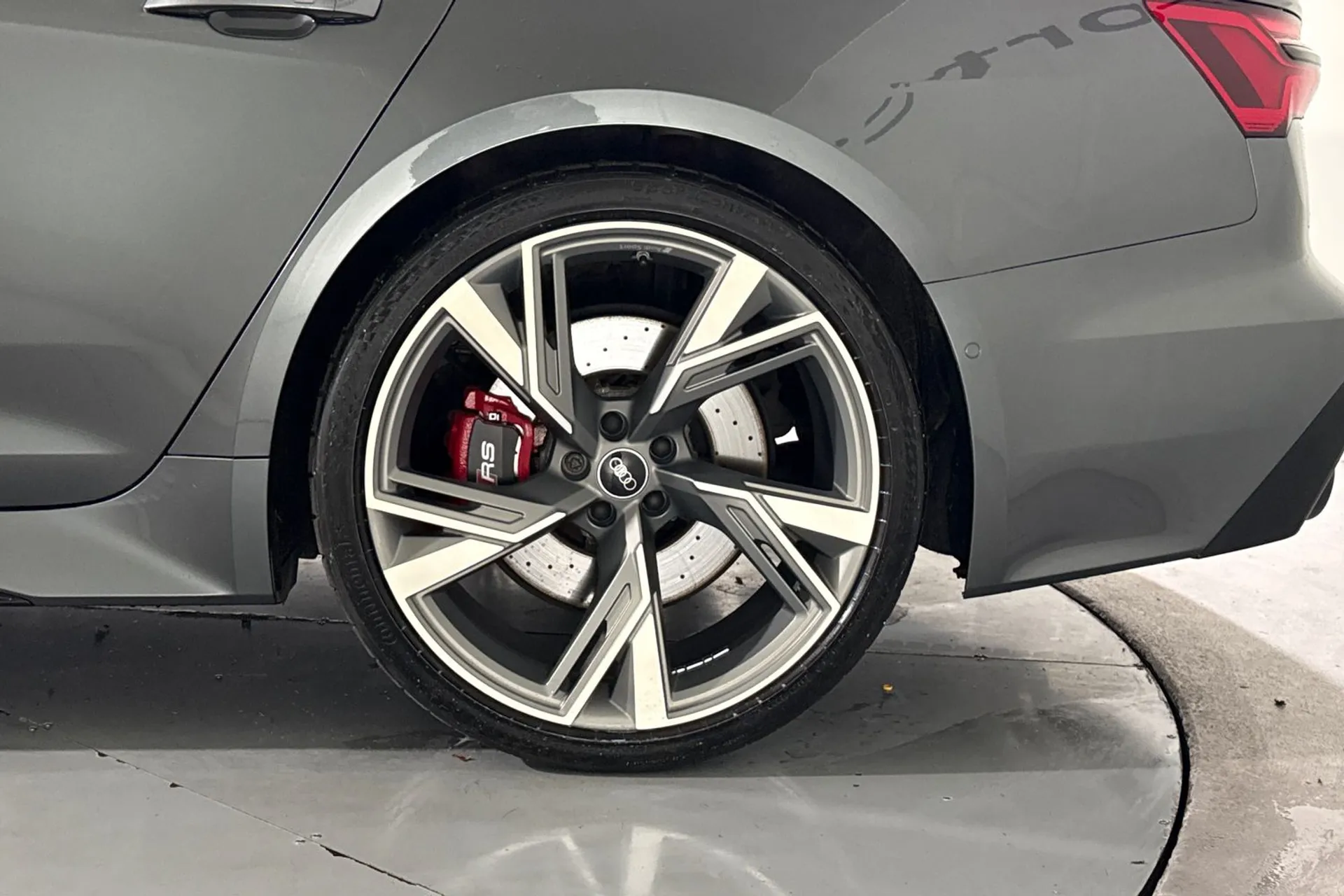 Audi RS6 thumbnail image number 13