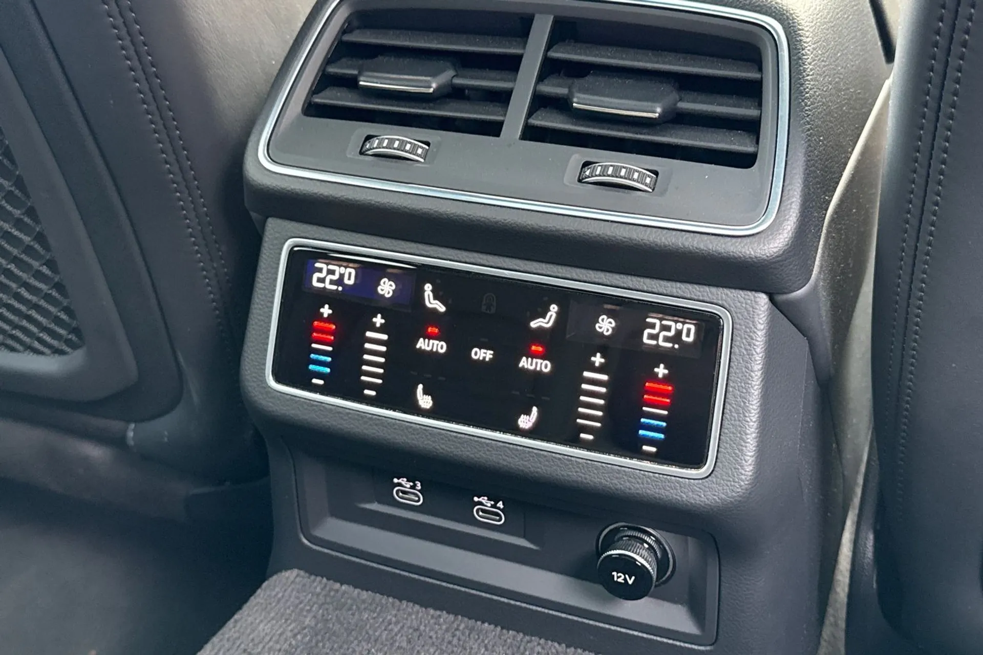 Audi RS6 thumbnail image number 39