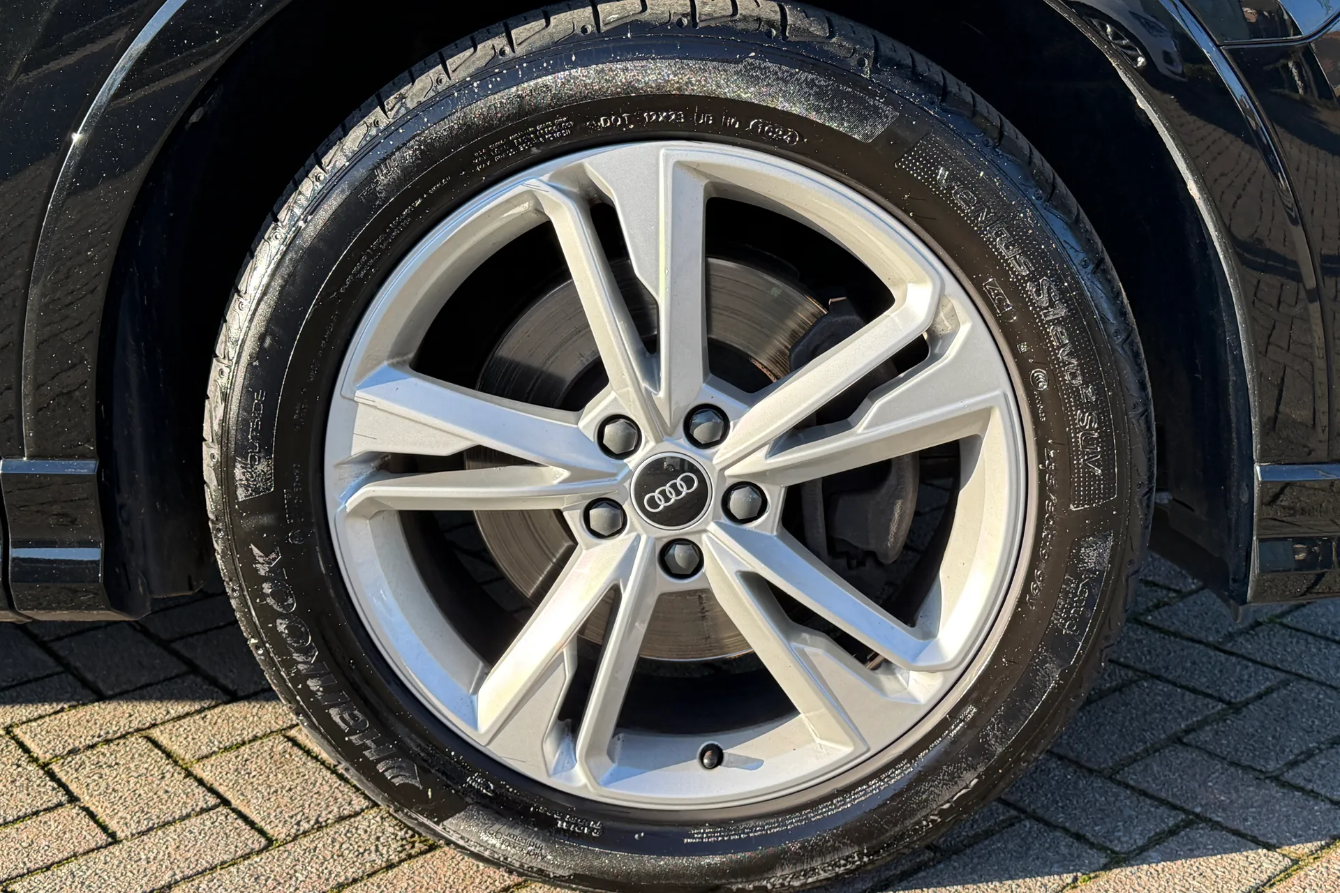 Audi Q3 thumbnail image number 43