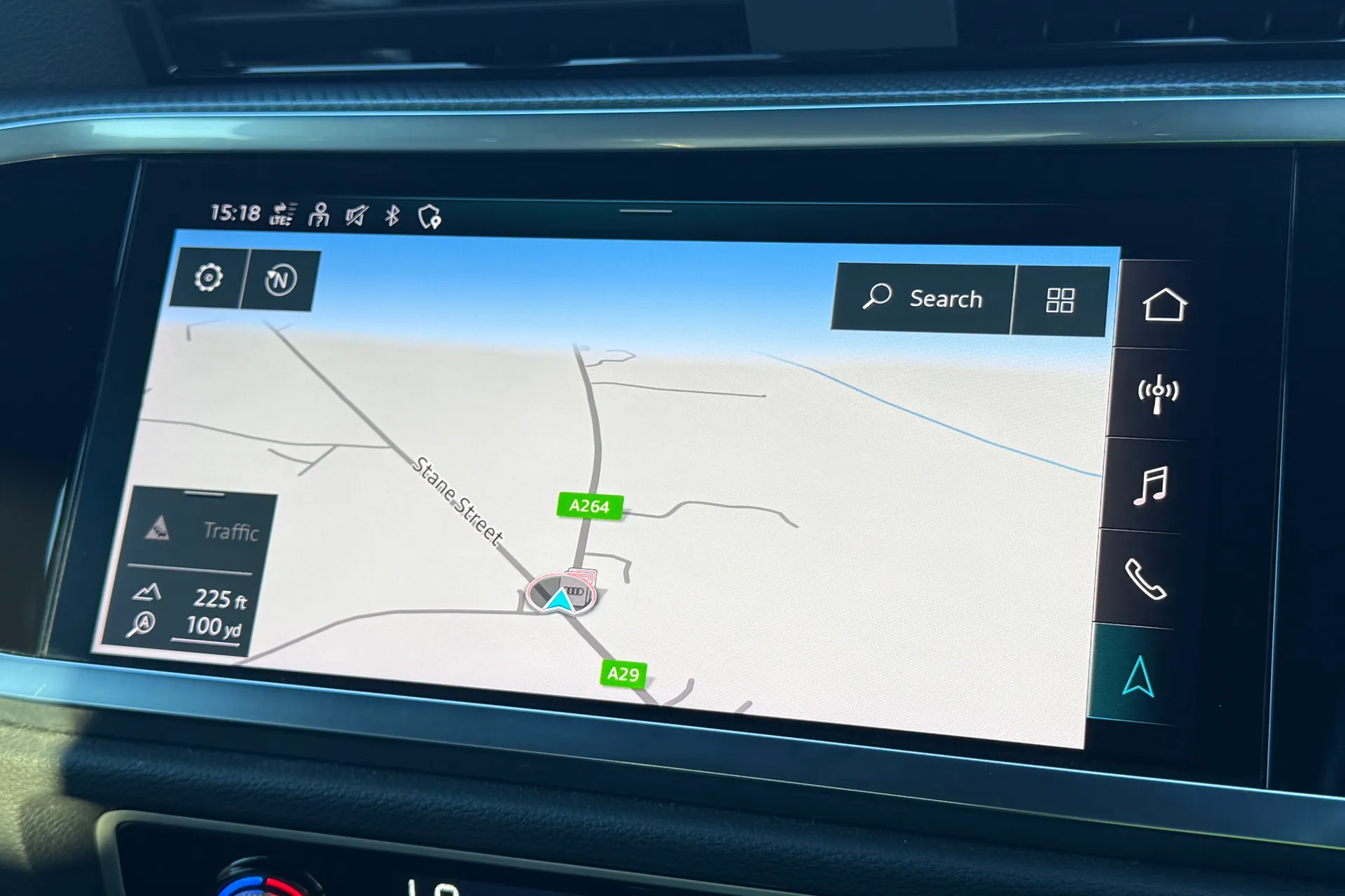 Audi Q3 thumbnail image number 4