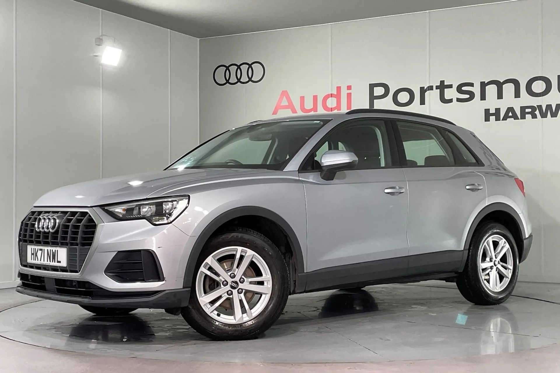 Audi Q3 thumbnail image number 5