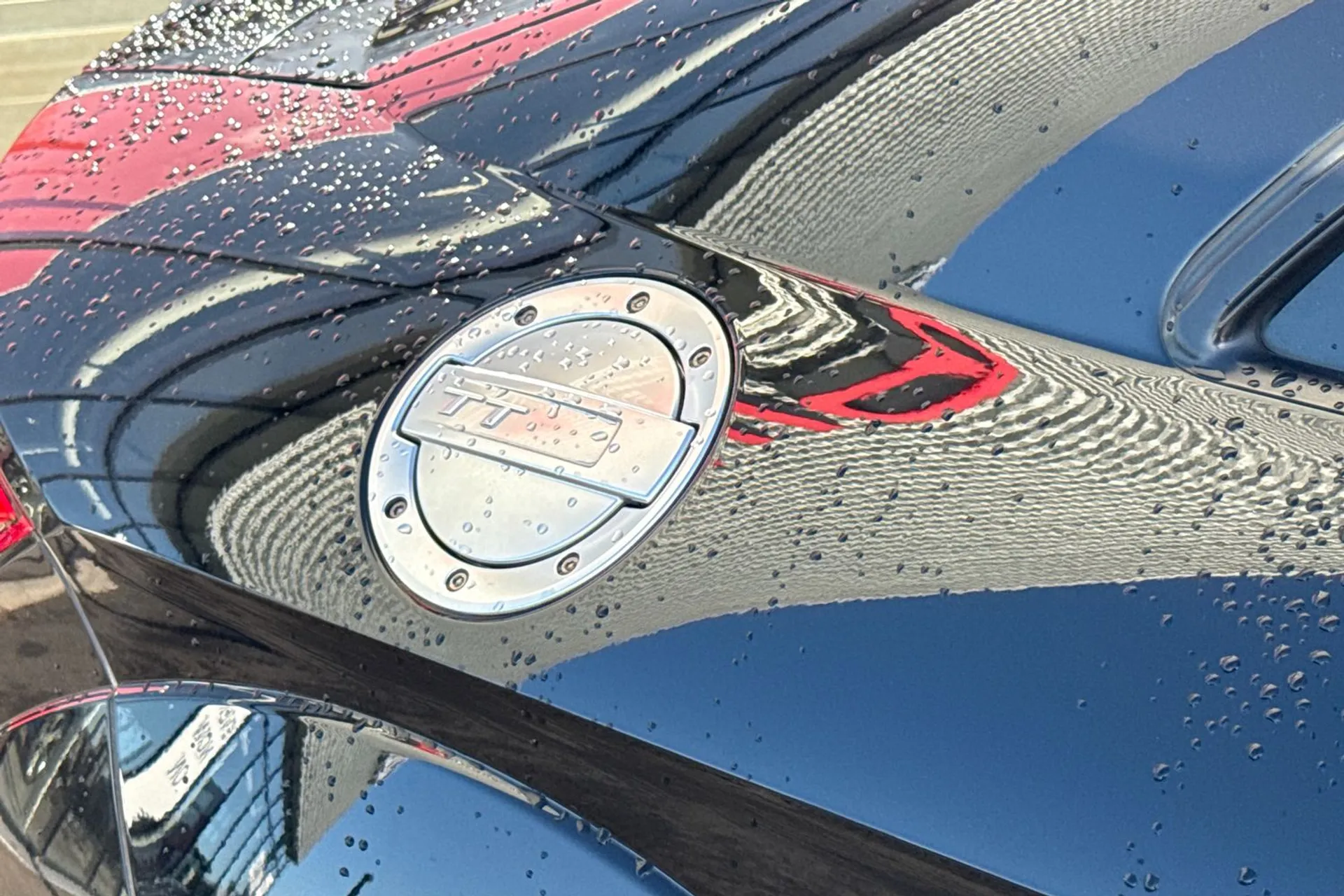 Audi TT thumbnail image number 27