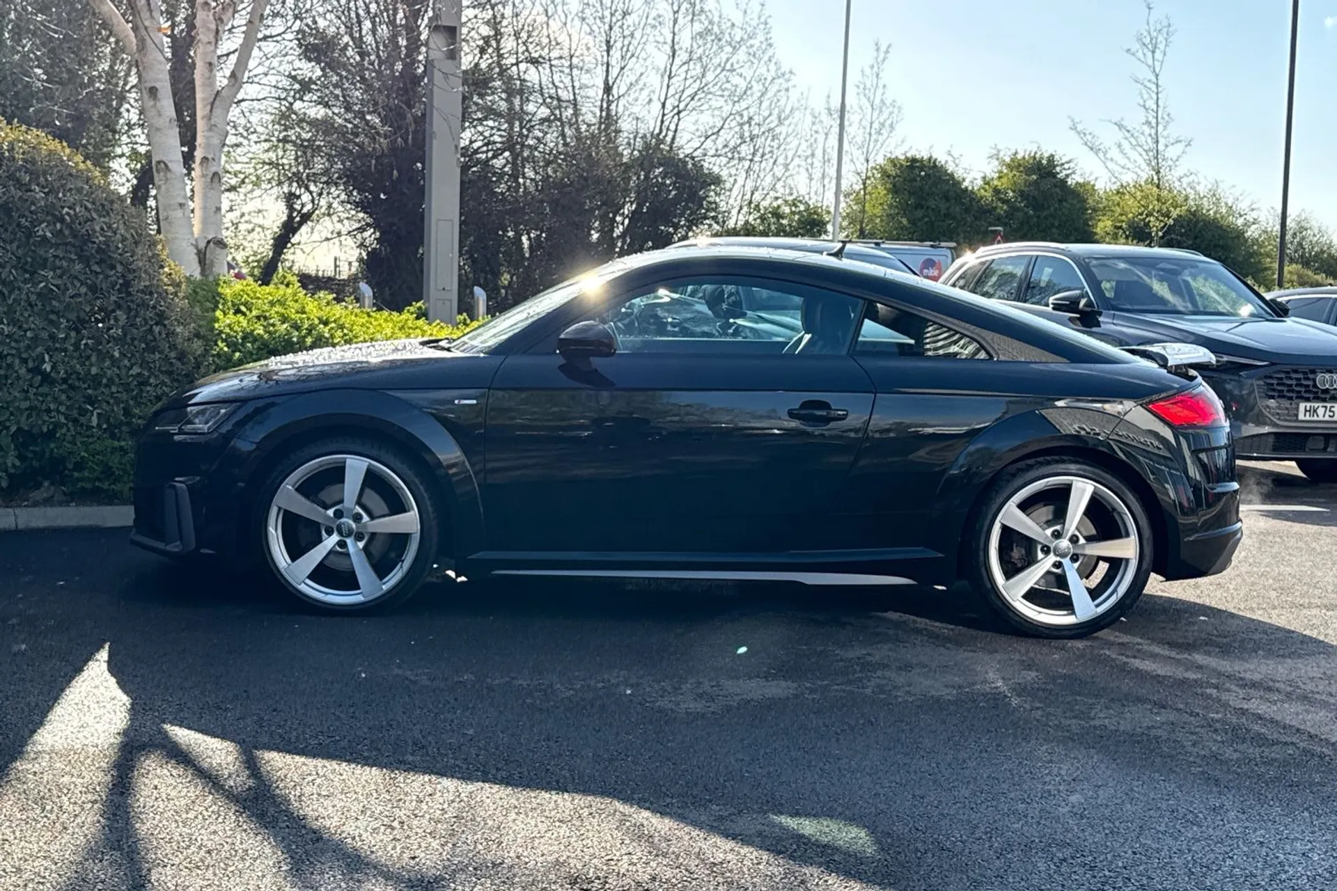 Audi TT thumbnail image number 17