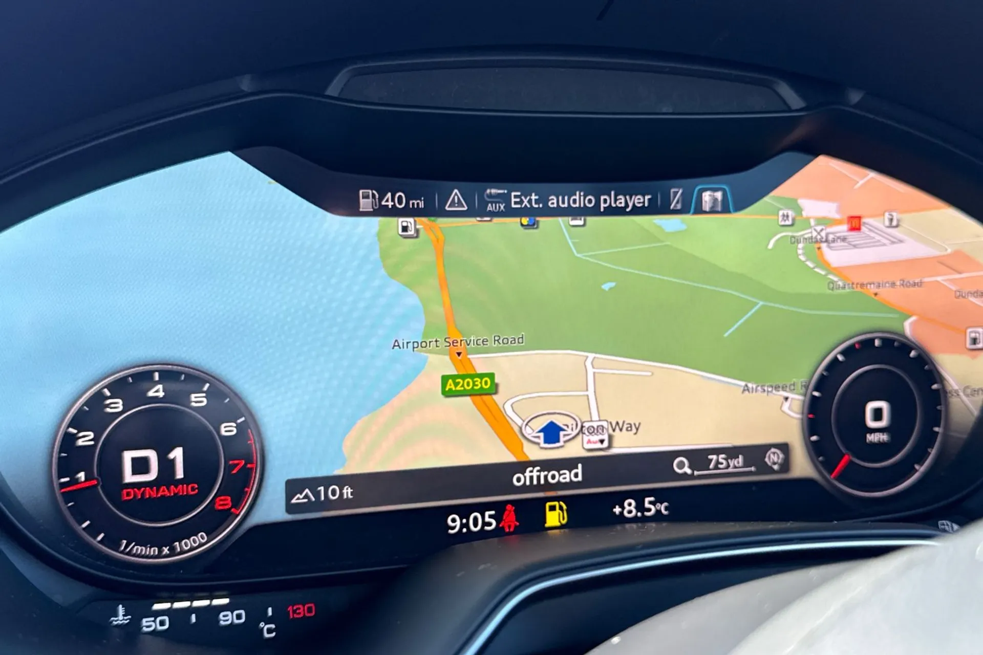 Audi TT thumbnail image number 4