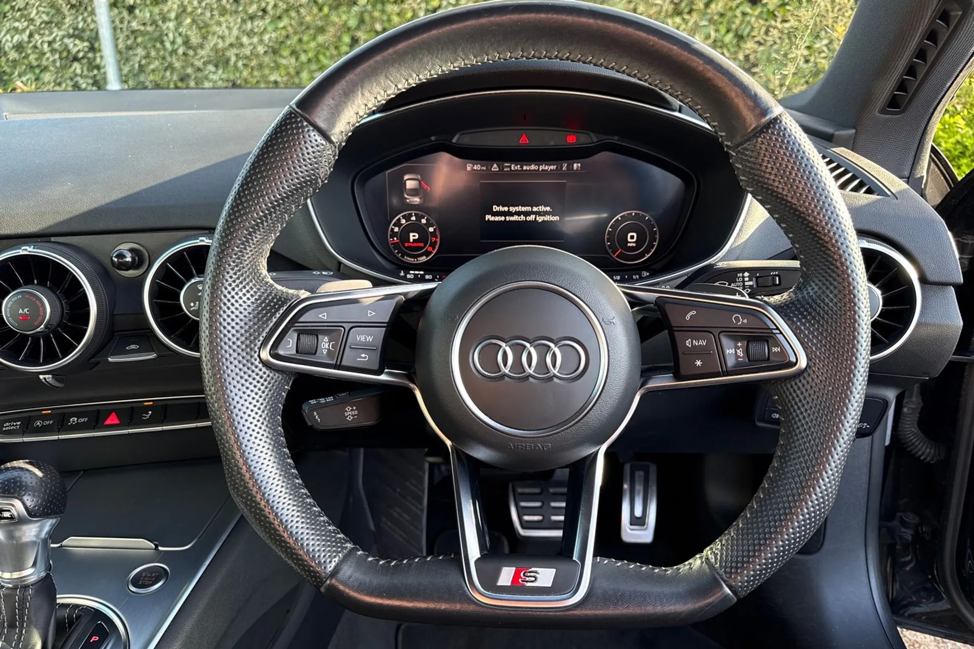 Audi TT thumbnail image number 8