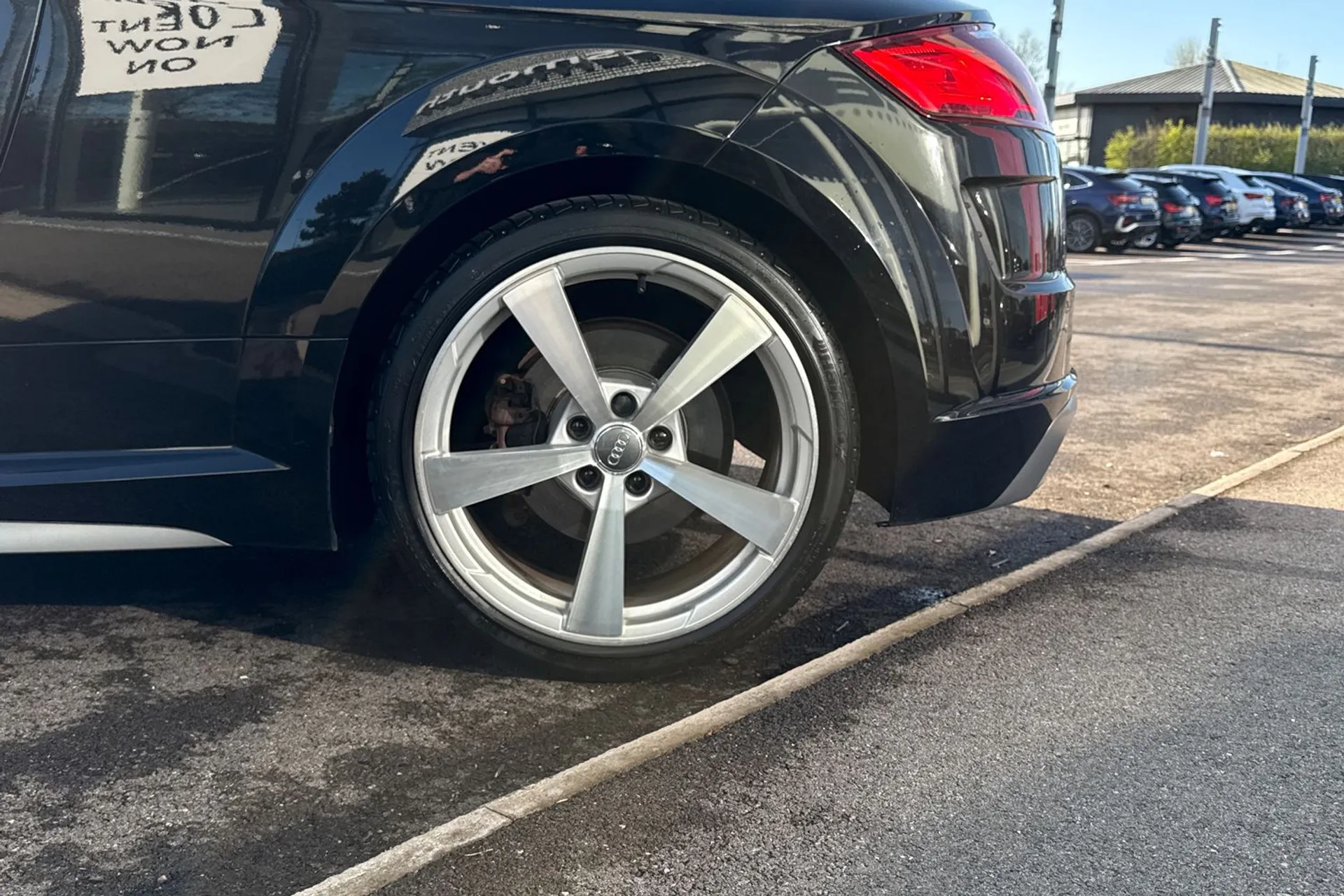 Audi TT thumbnail image number 20