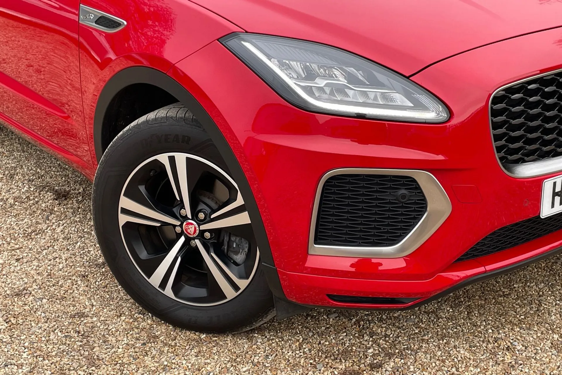 Jaguar E-PACE thumbnail image number 7