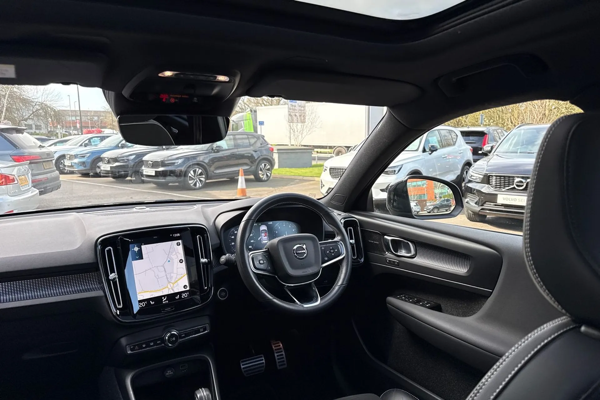 Volvo XC40 thumbnail image number 33