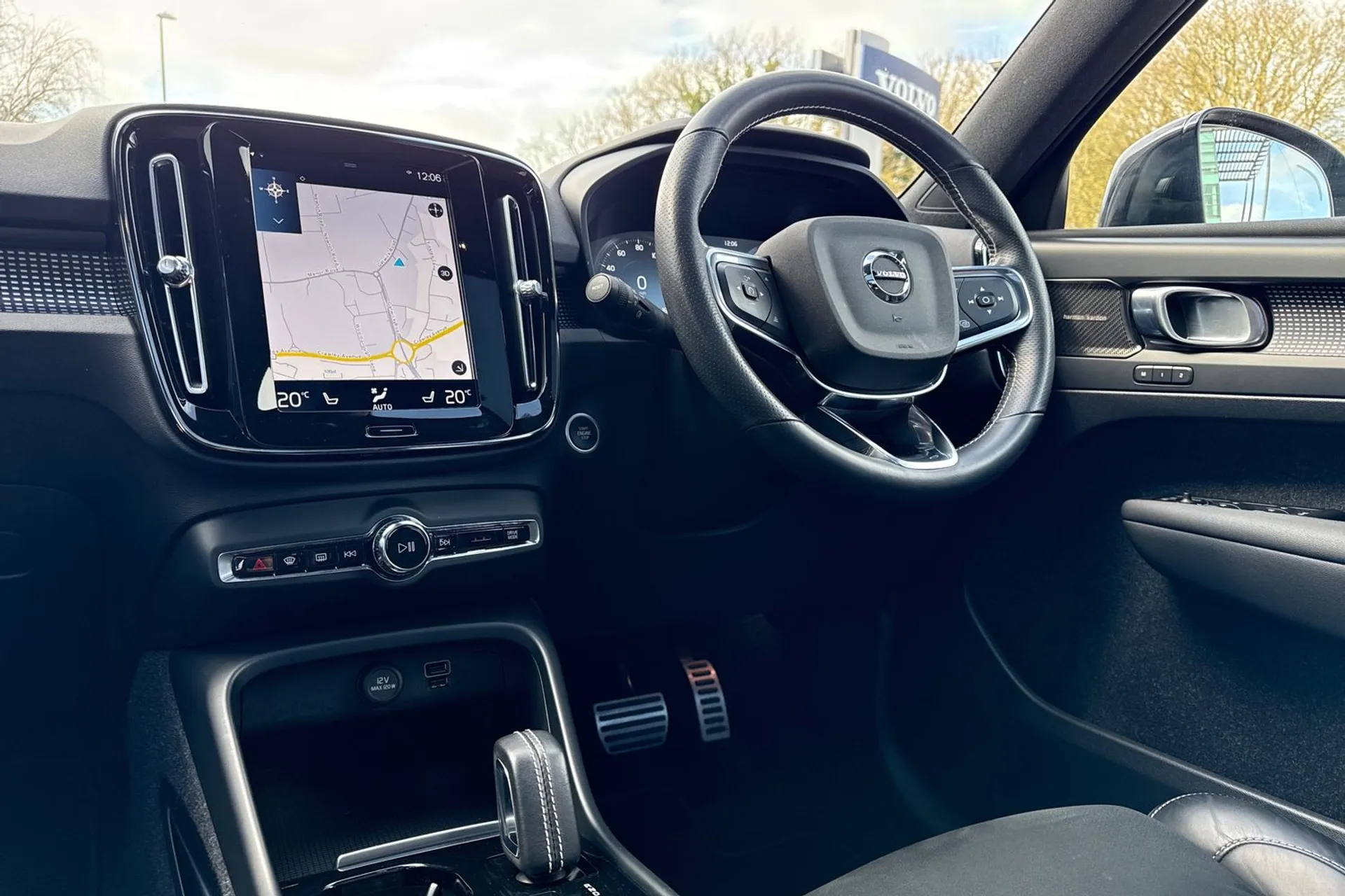 Volvo XC40 thumbnail image number 35