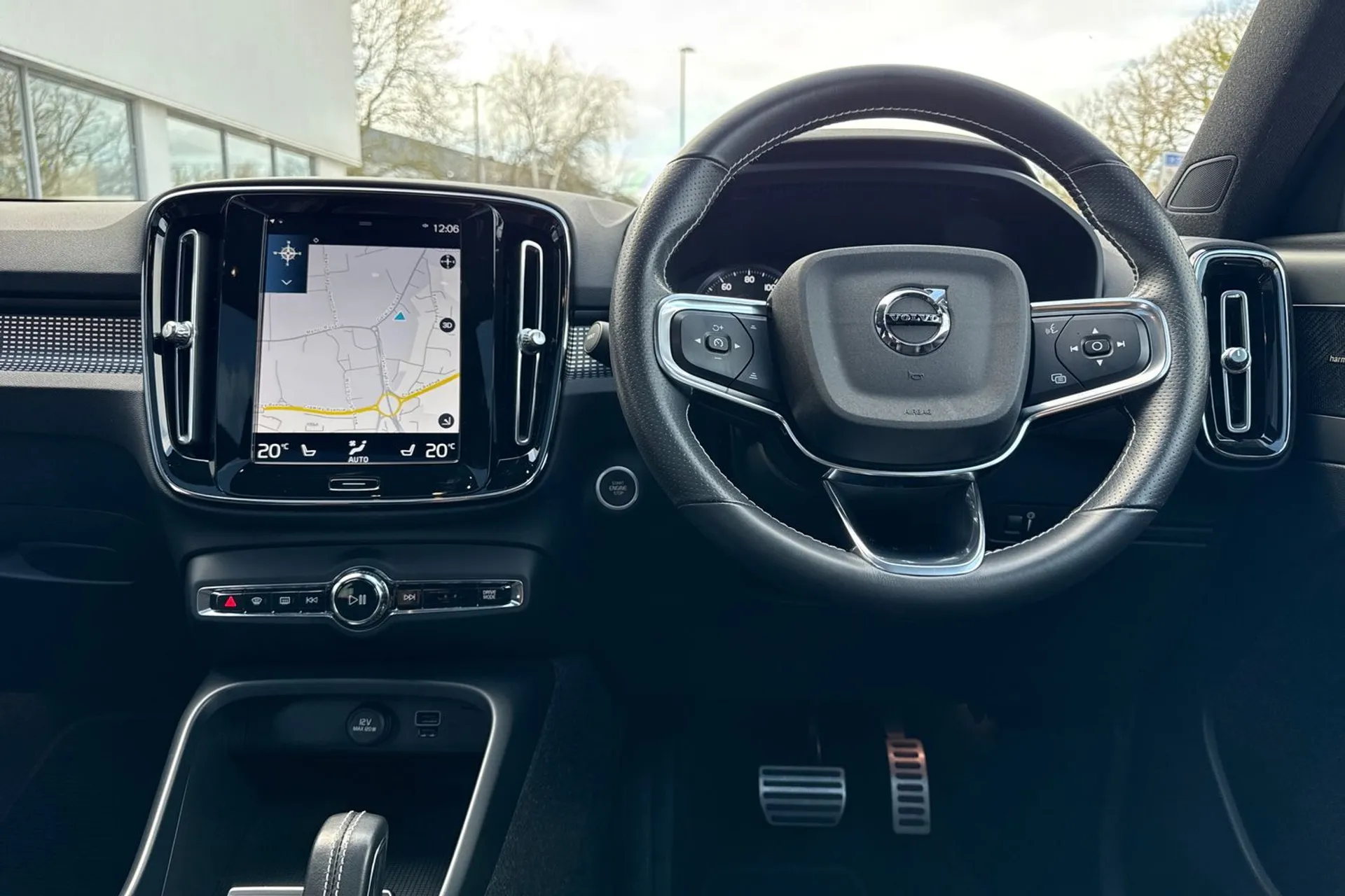 Volvo XC40 thumbnail image number 34