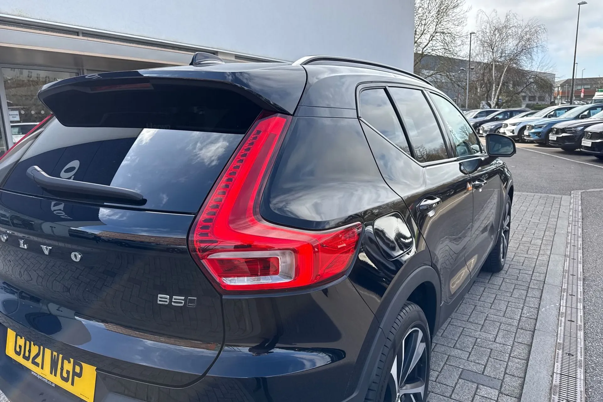Volvo XC40 thumbnail image number 15