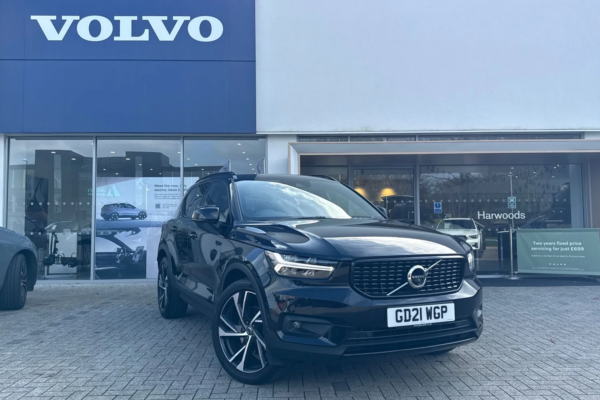 Volvo XC40 focused image