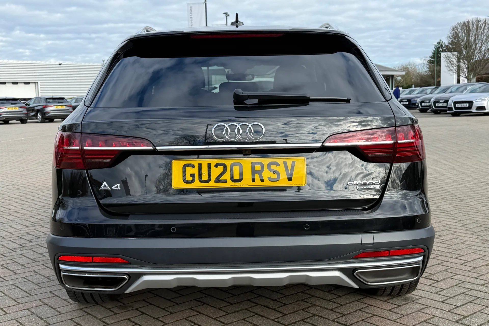 Audi A4 allroad thumbnail image number 33