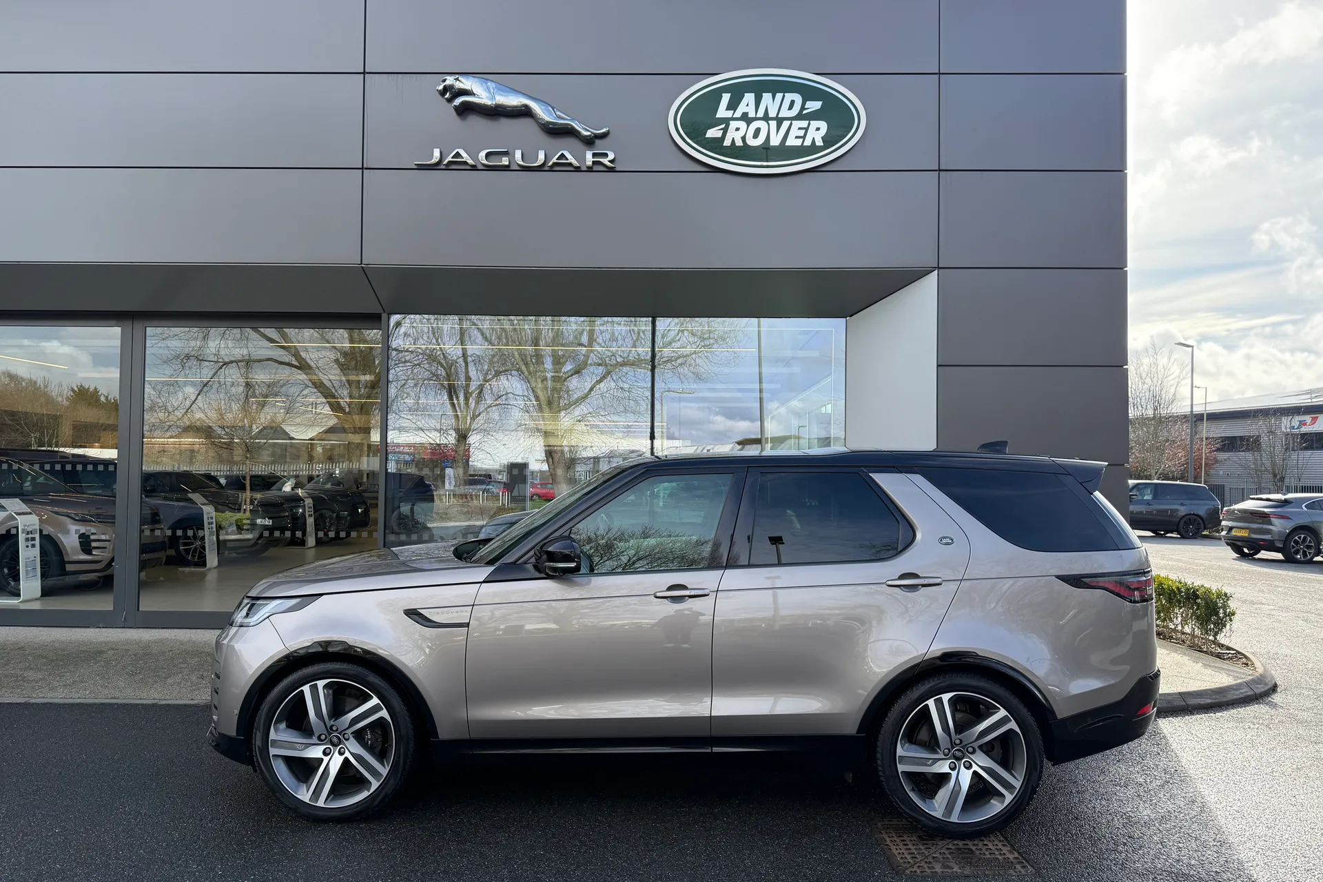 LAND ROVER DISCOVERY thumbnail image number 28