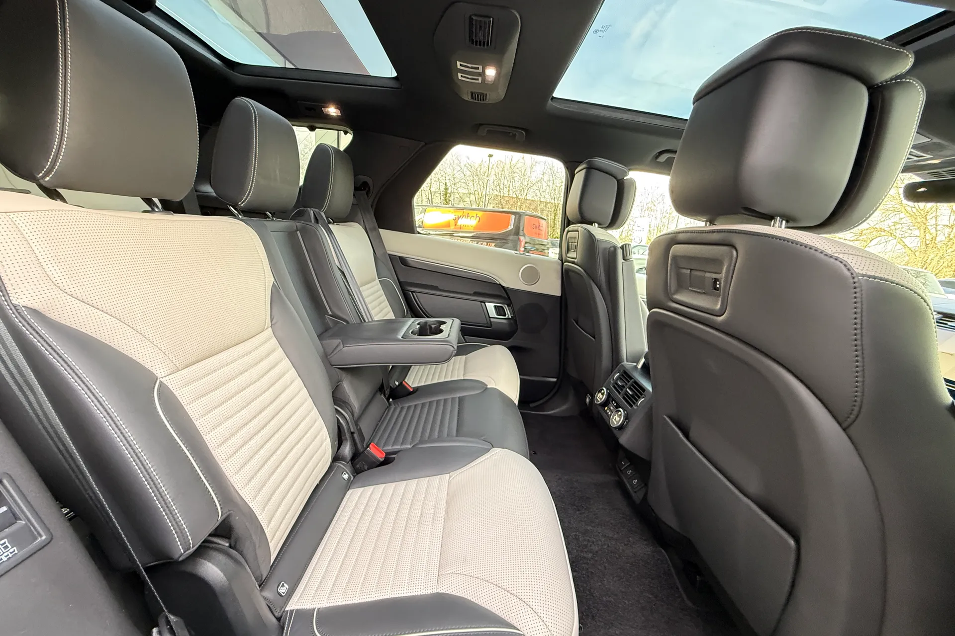 LAND ROVER DISCOVERY thumbnail image number 44