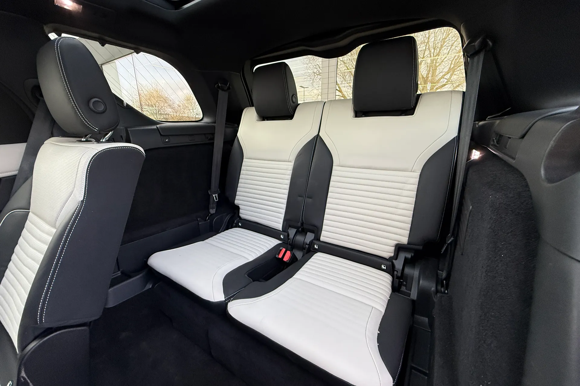 LAND ROVER DISCOVERY thumbnail image number 36