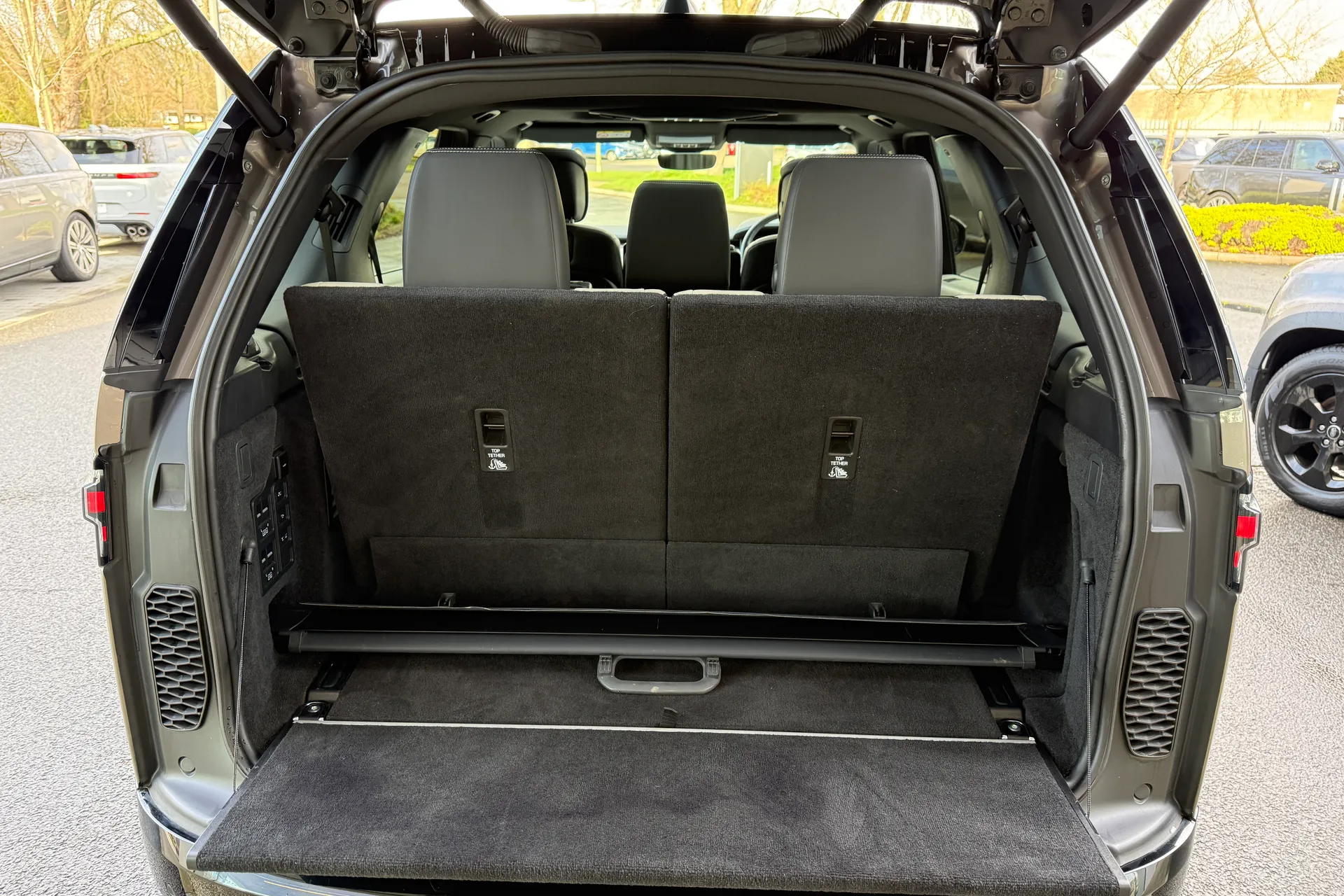 LAND ROVER DISCOVERY thumbnail image number 34