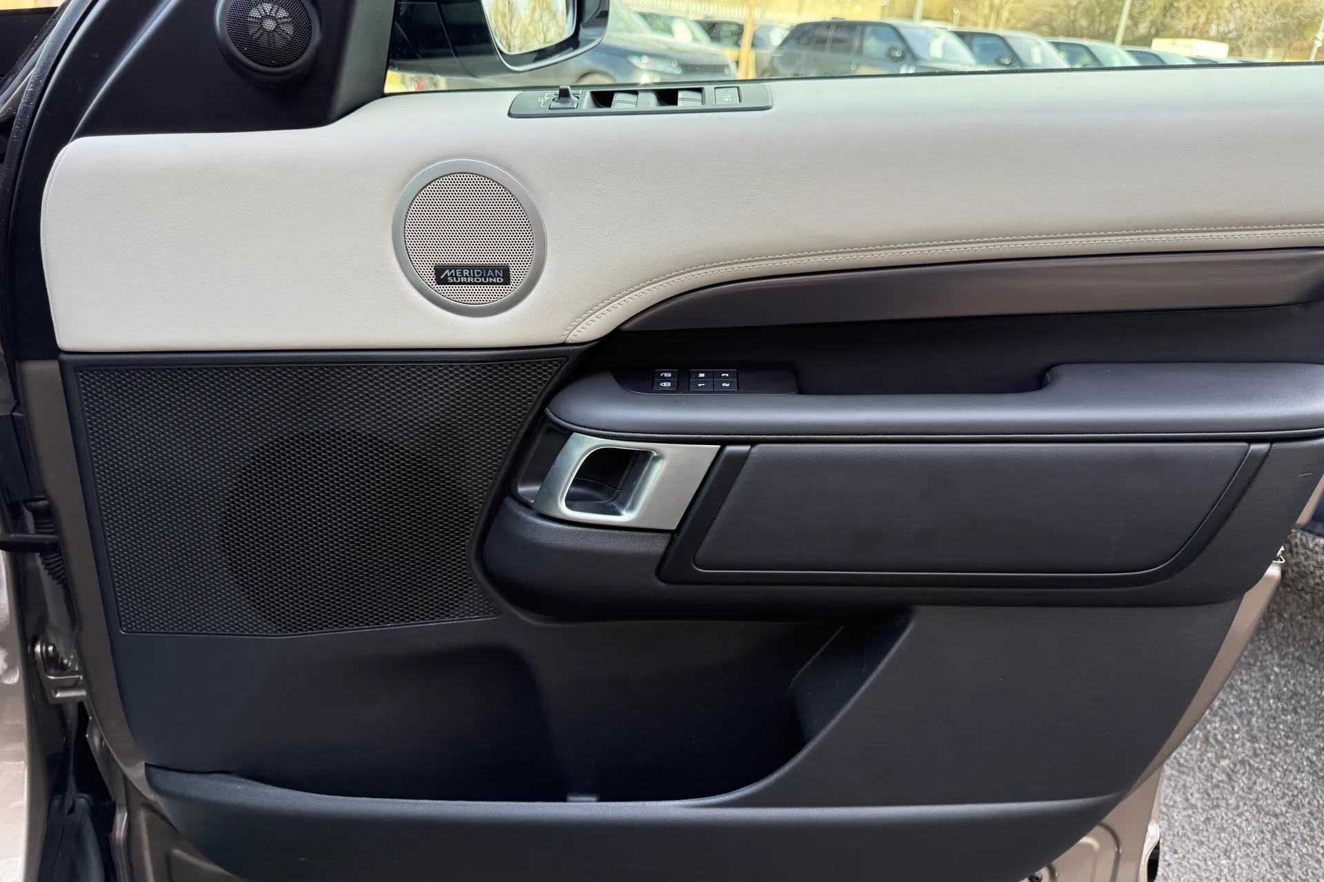 LAND ROVER DISCOVERY thumbnail image number 54